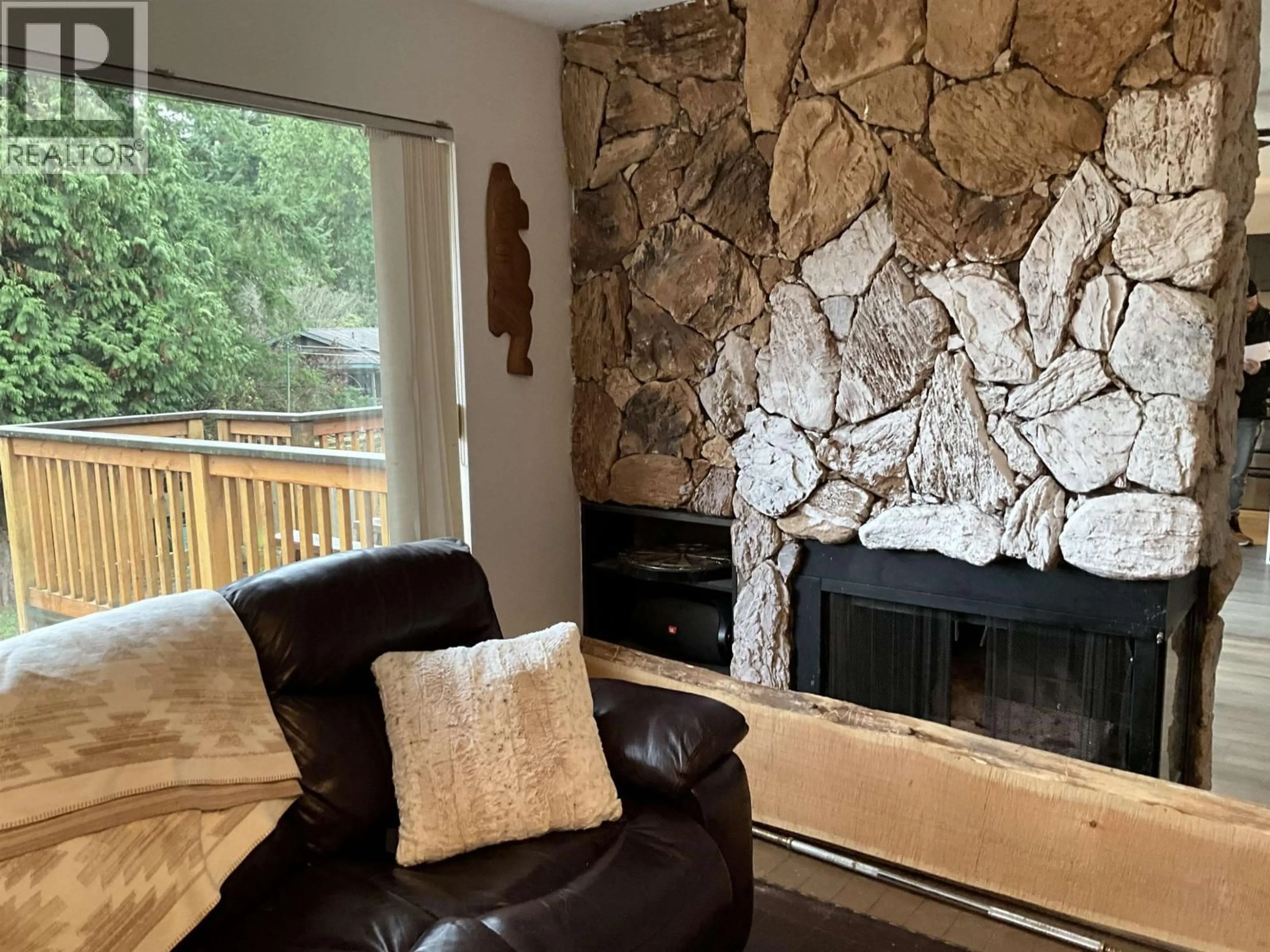 Living room with furniture, unknown for 5799 ANCHOR ROAD, Sechelt British Columbia V0N3A0