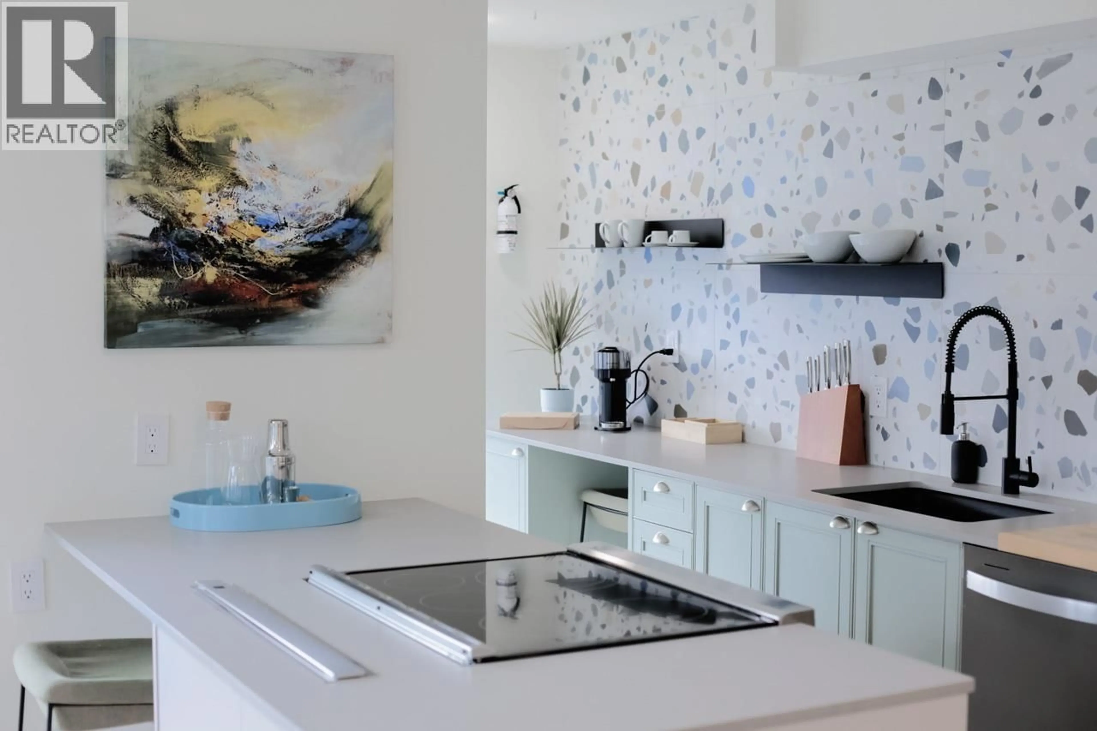 Contemporary kitchen, ceramic/tile floor for 1701 - 1723 ALBERNI STREET, Vancouver British Columbia V6G3G9