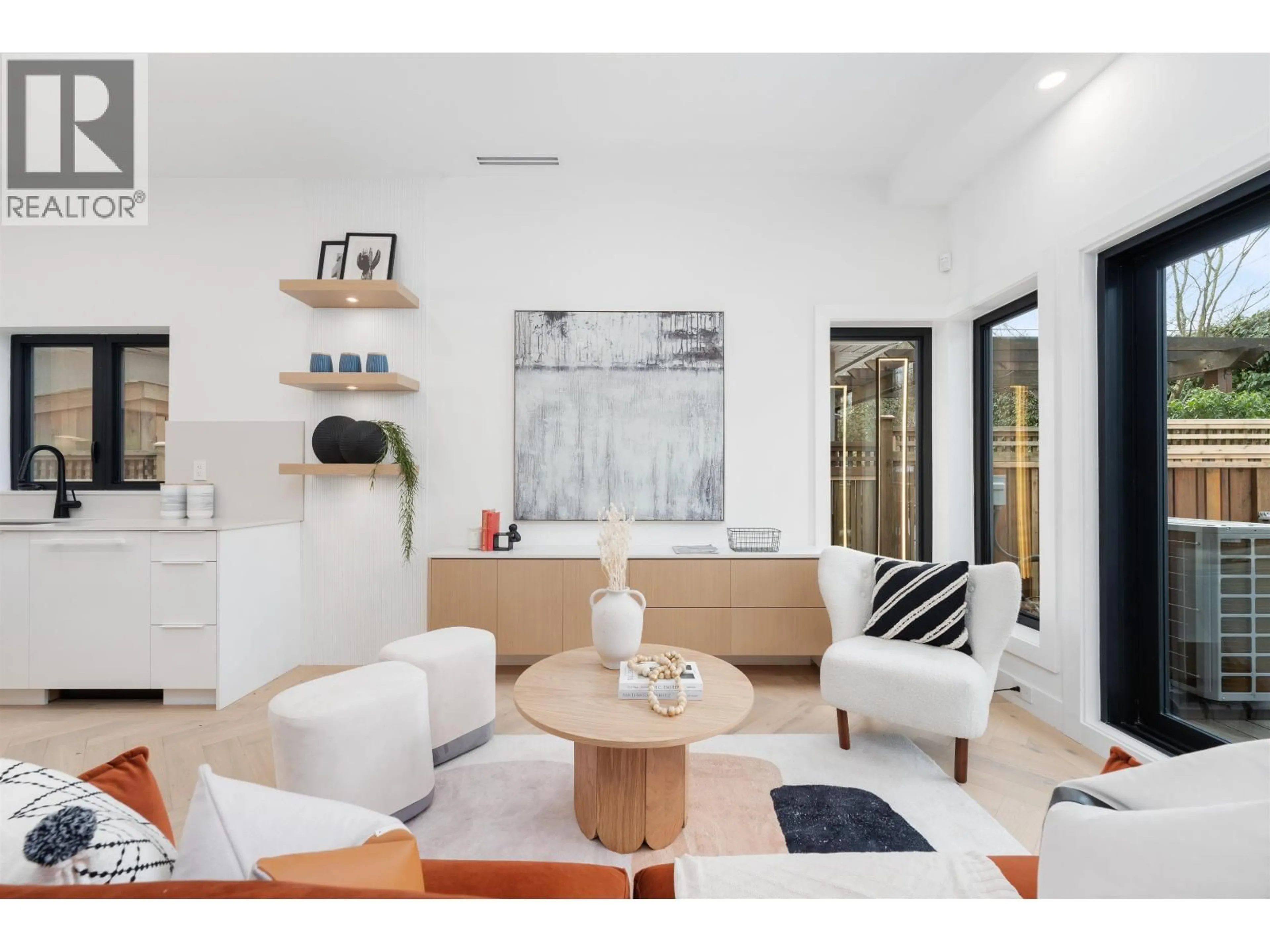 Living room with furniture, unknown for 1 - 3118 WINDSOR STREET, Vancouver British Columbia V5T4B1