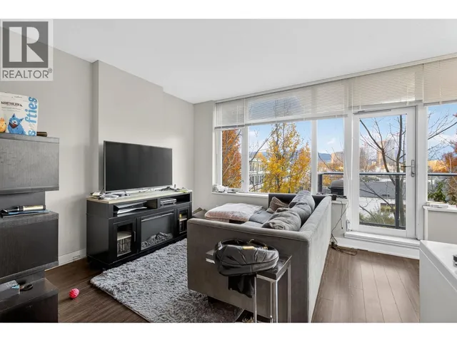 210 - 1777 7TH AVENUE, Vancouver 3