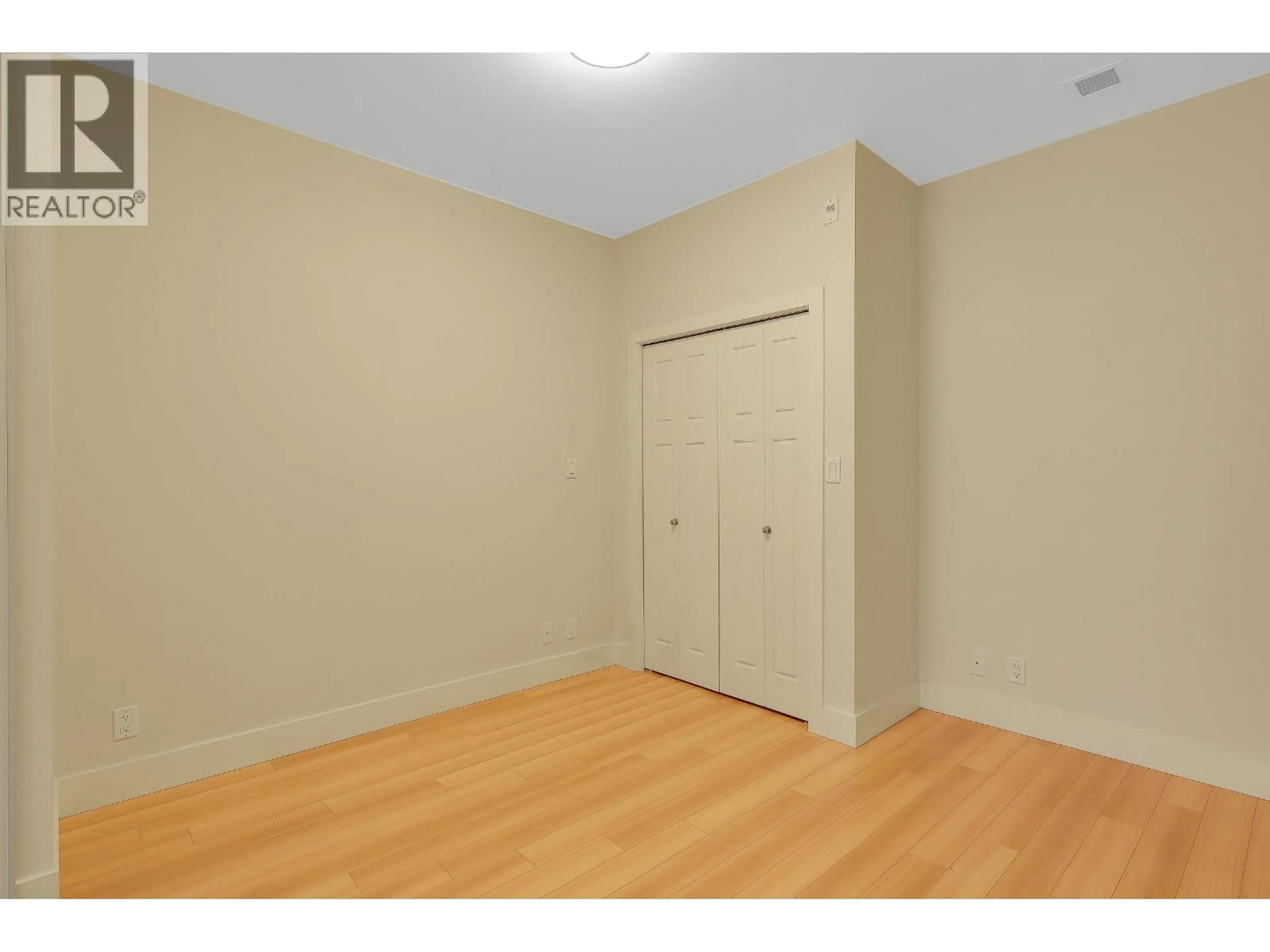 A pic of a room for 211 - 2250 COMMERCIAL DRIVE, Vancouver British Columbia V5N5P9