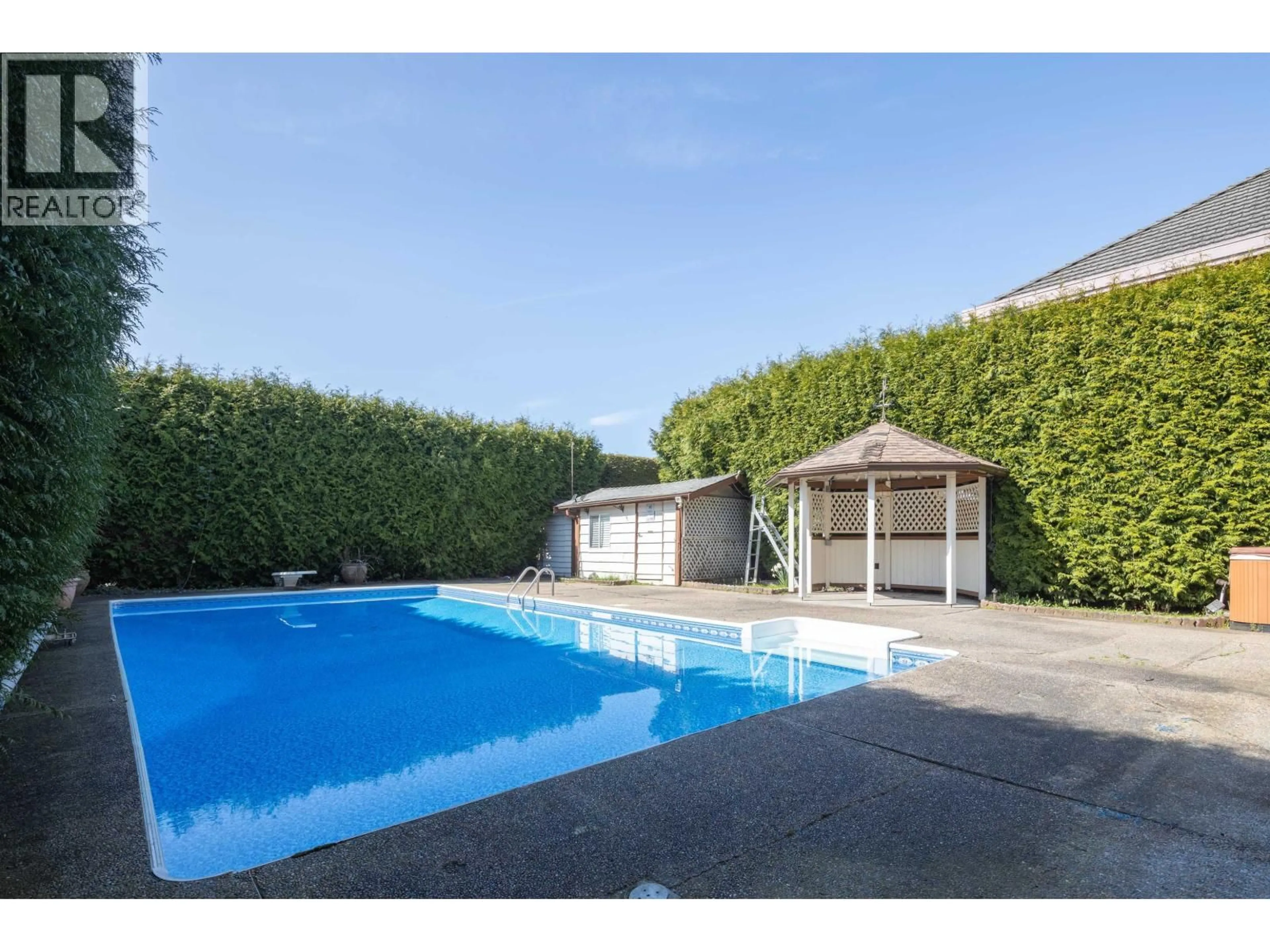 Pool for 10535 LASSAM ROAD, Richmond British Columbia V7E2C2