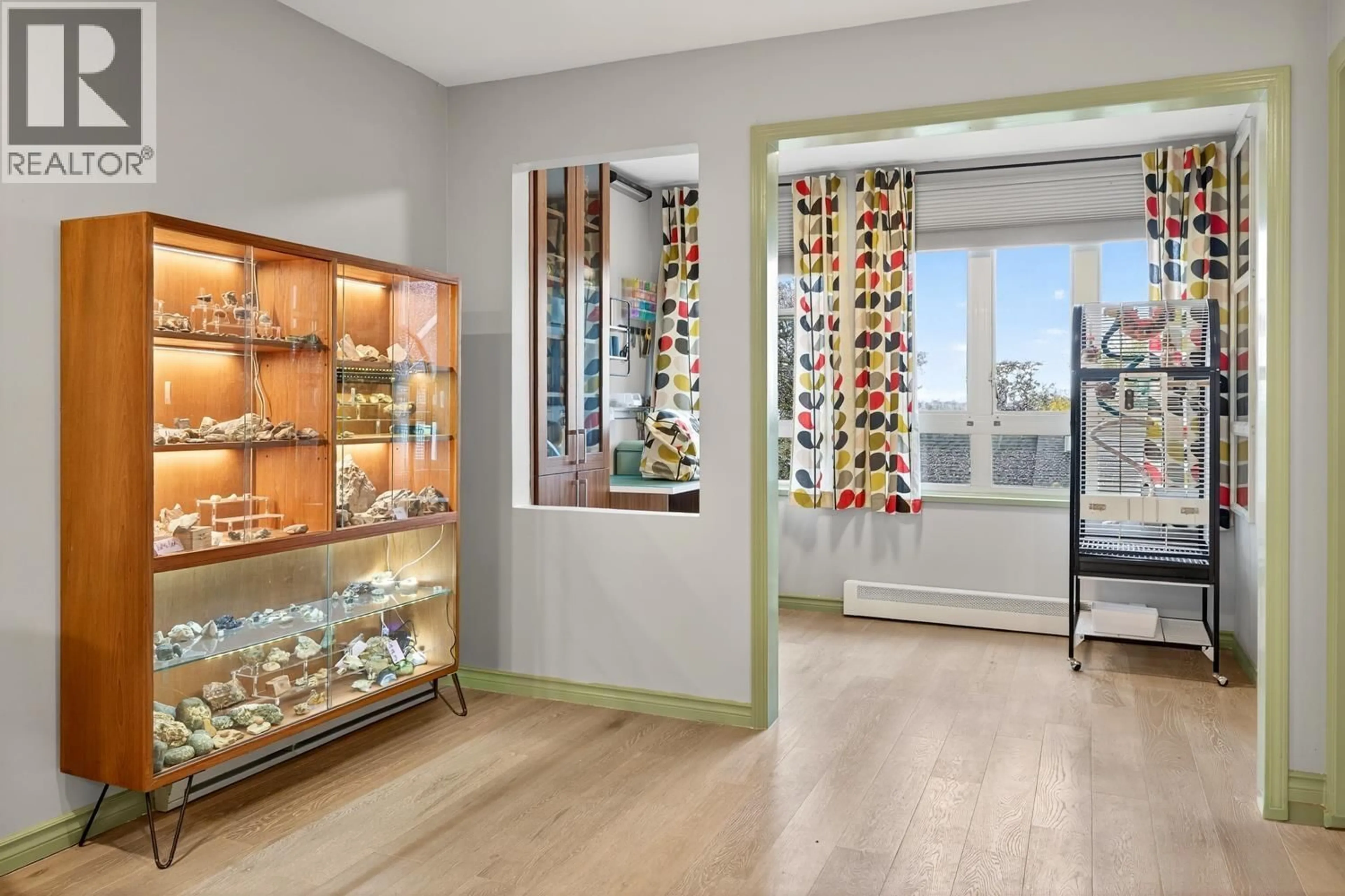 Indoor foyer for 308 - 1688 4TH AVENUE, Vancouver British Columbia V5N1J8