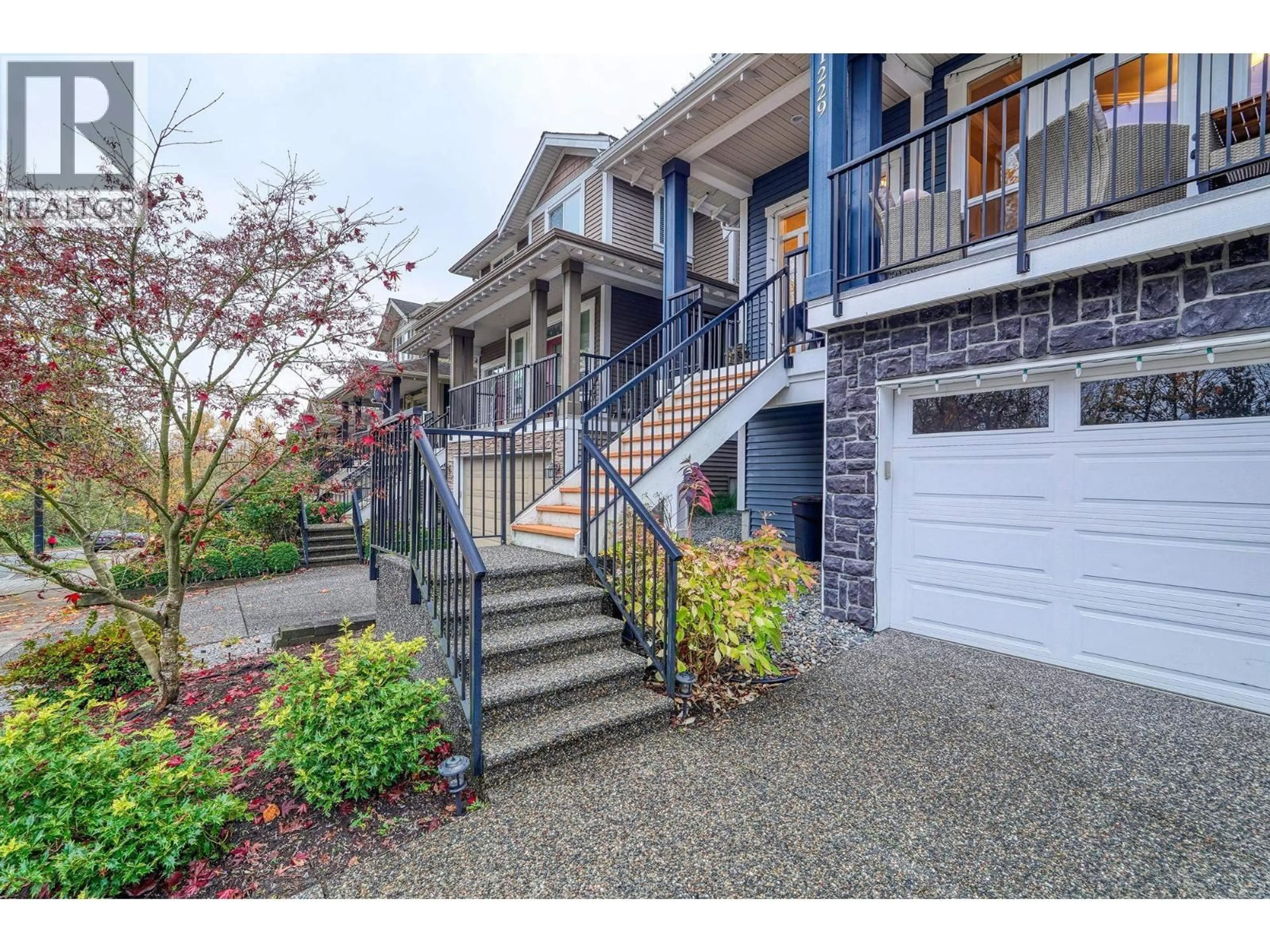 Unknown for 11229 CREEKSIDE STREET, Maple Ridge British Columbia V2W0E8