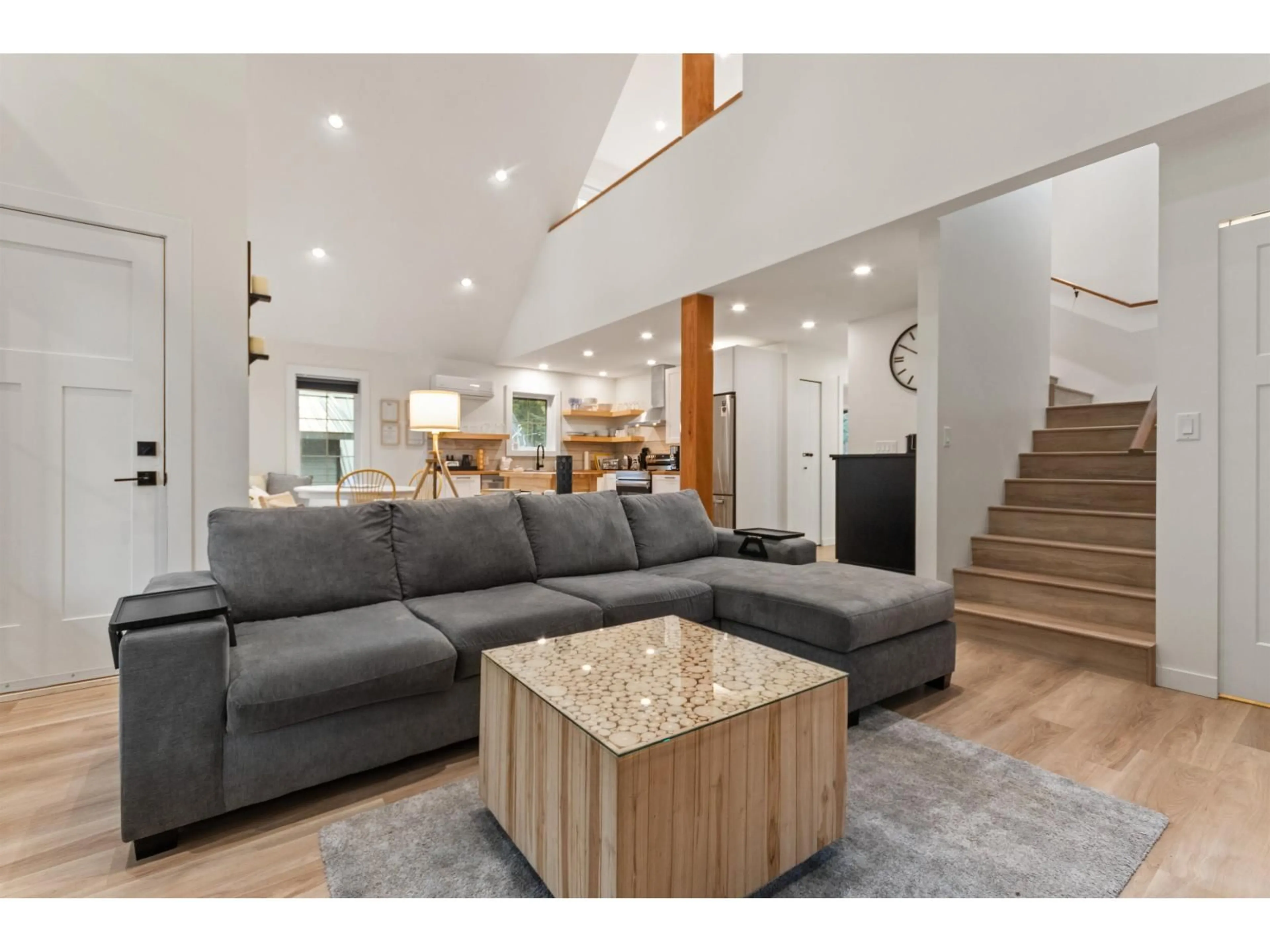 Living room with furniture, wood/laminate floor for 71365 OLD HOPE PRINCETON HIGHWAY, Sunshine Valley British Columbia V0X1L5