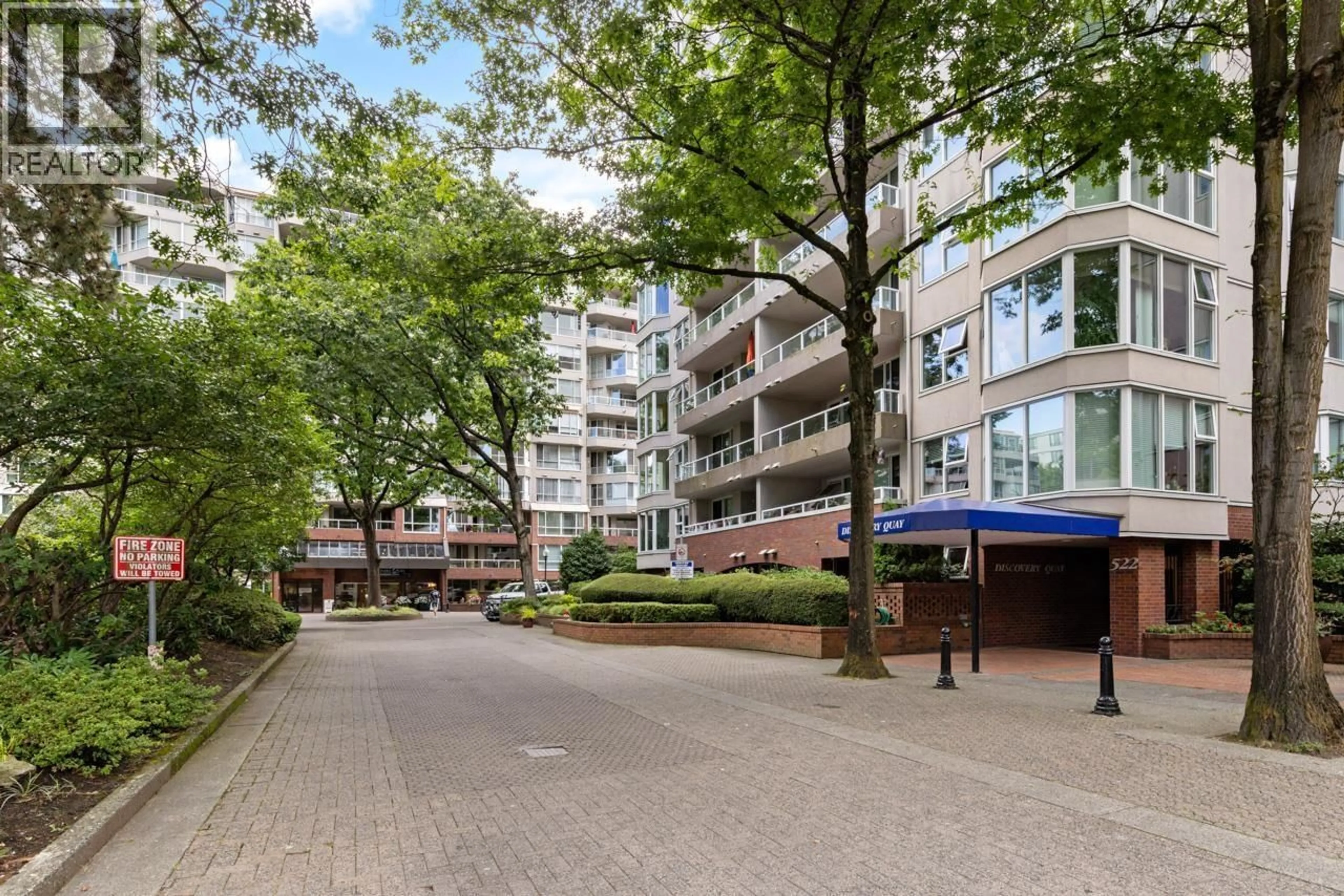 Patio, street for 908 - 518 MOBERLY ROAD, Vancouver British Columbia V5Z4G3