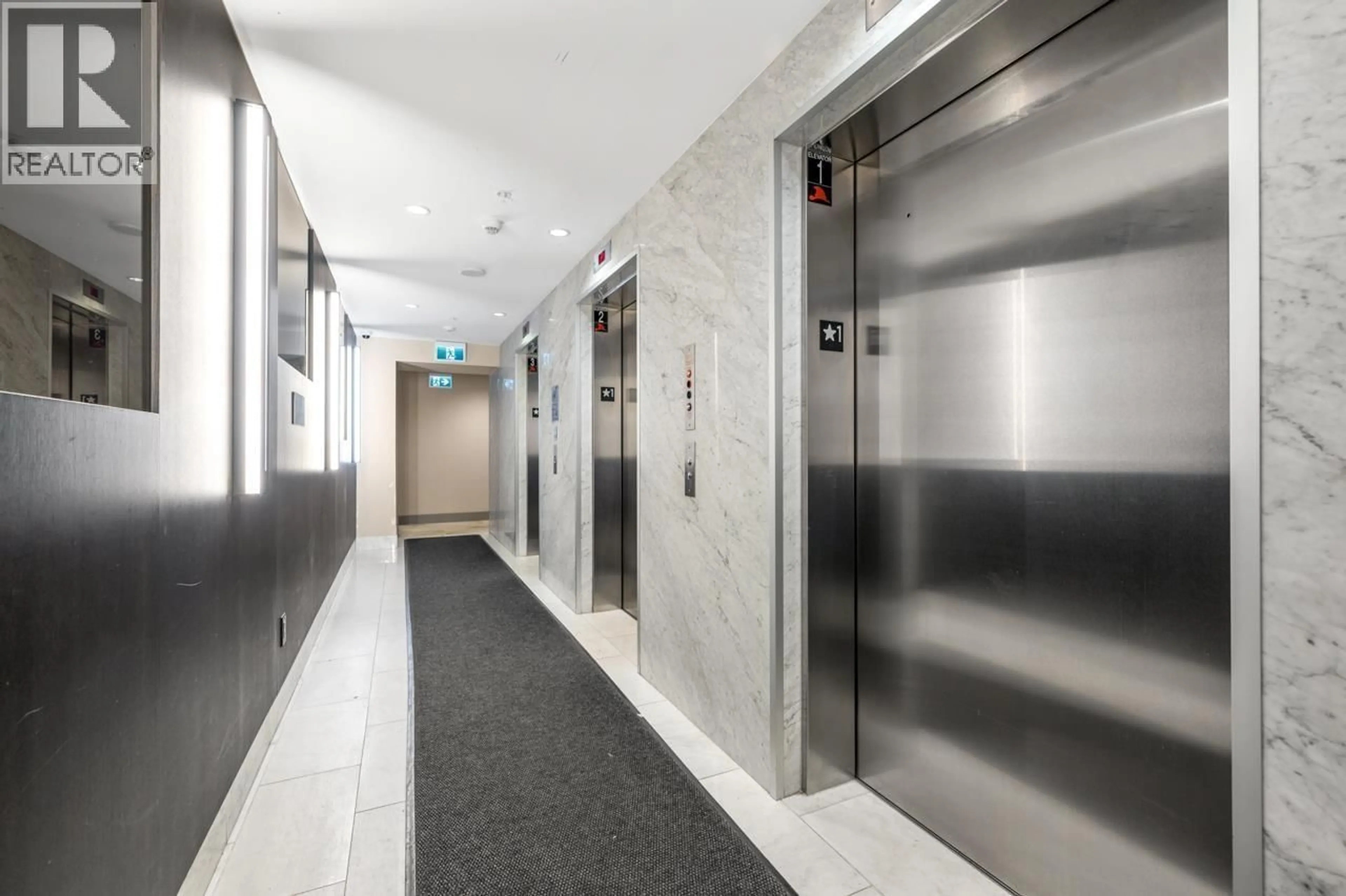 Indoor foyer for 605 - 3487 BINNING ROAD, Vancouver British Columbia V6S0K8