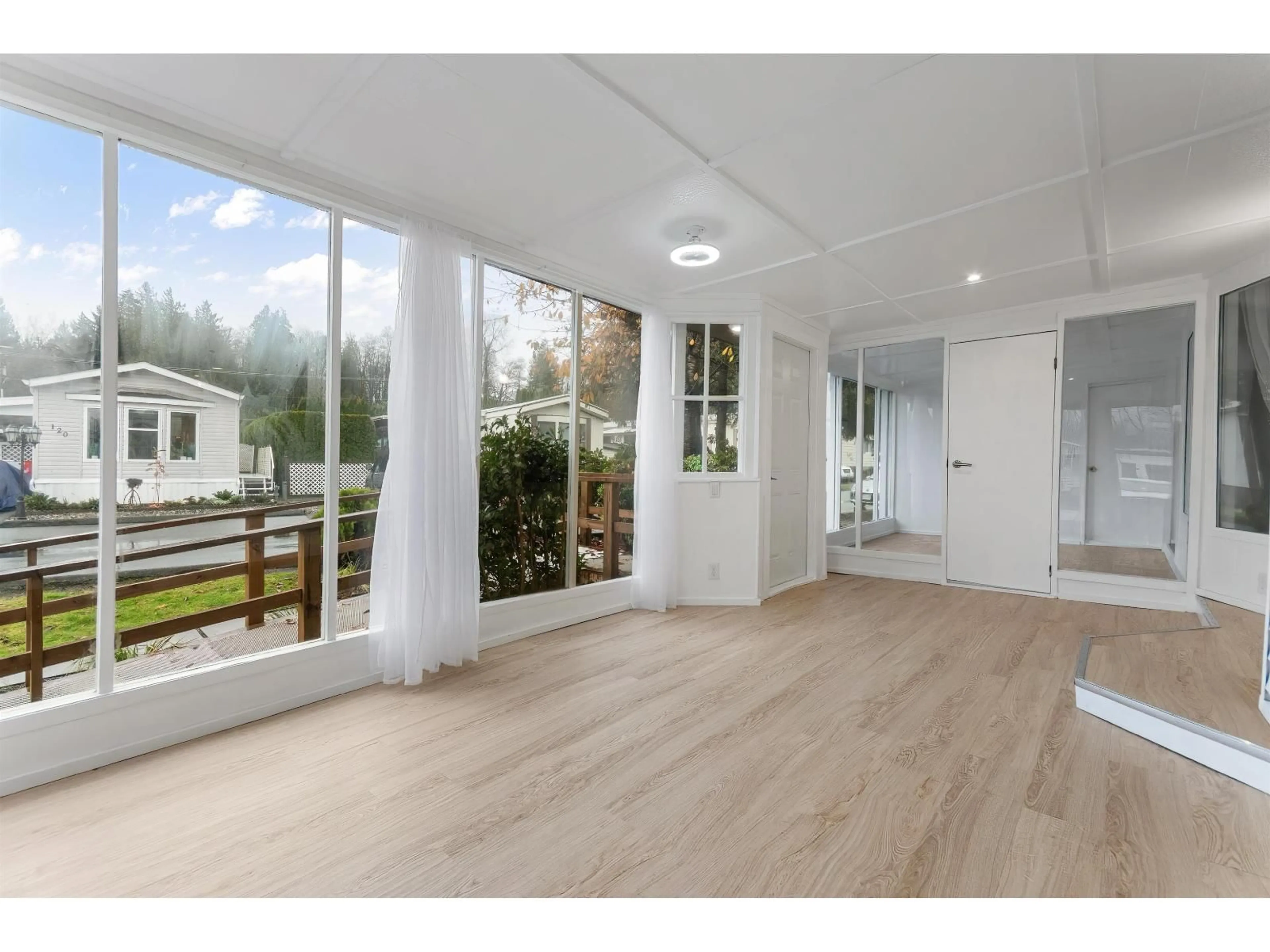 Unknown for 81 - 3300 HORN, Abbotsford British Columbia V2S7Y6