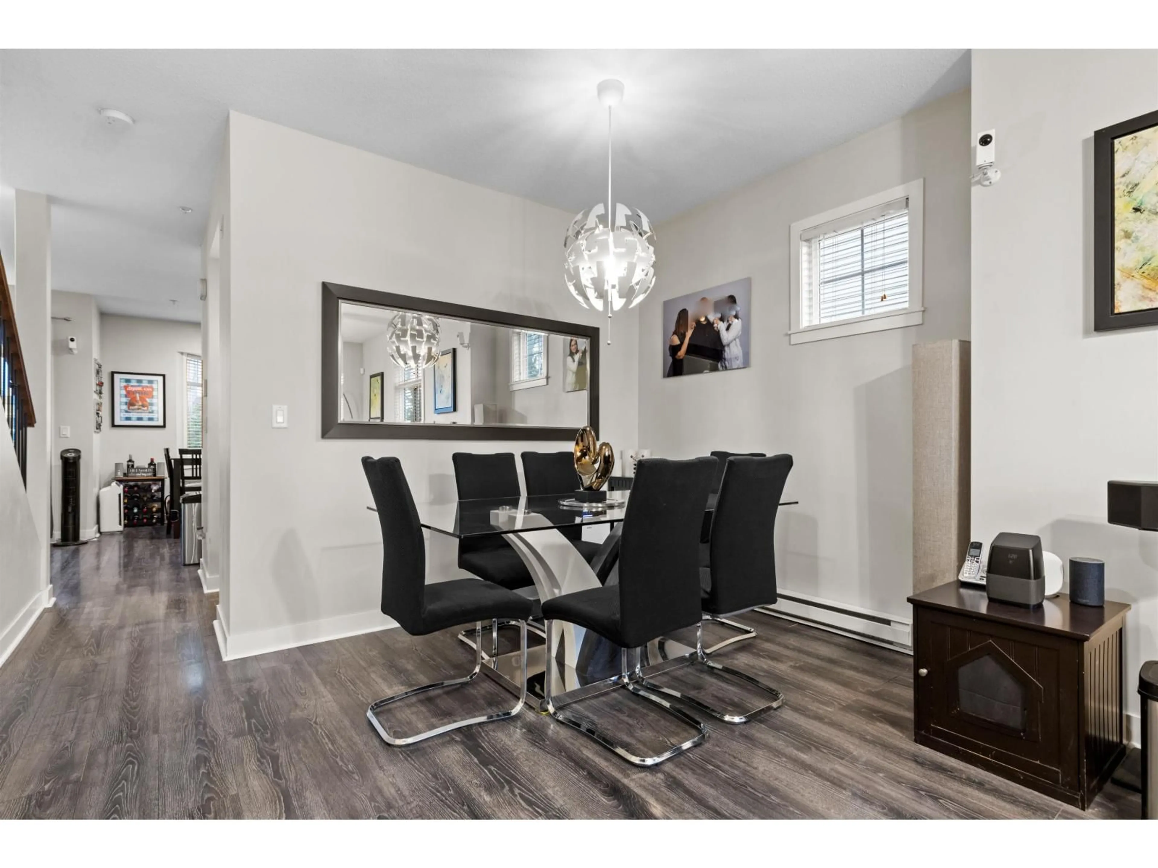 Dining room, wood/laminate floor for 22 - 19551 66, Surrey British Columbia V4N0Z5