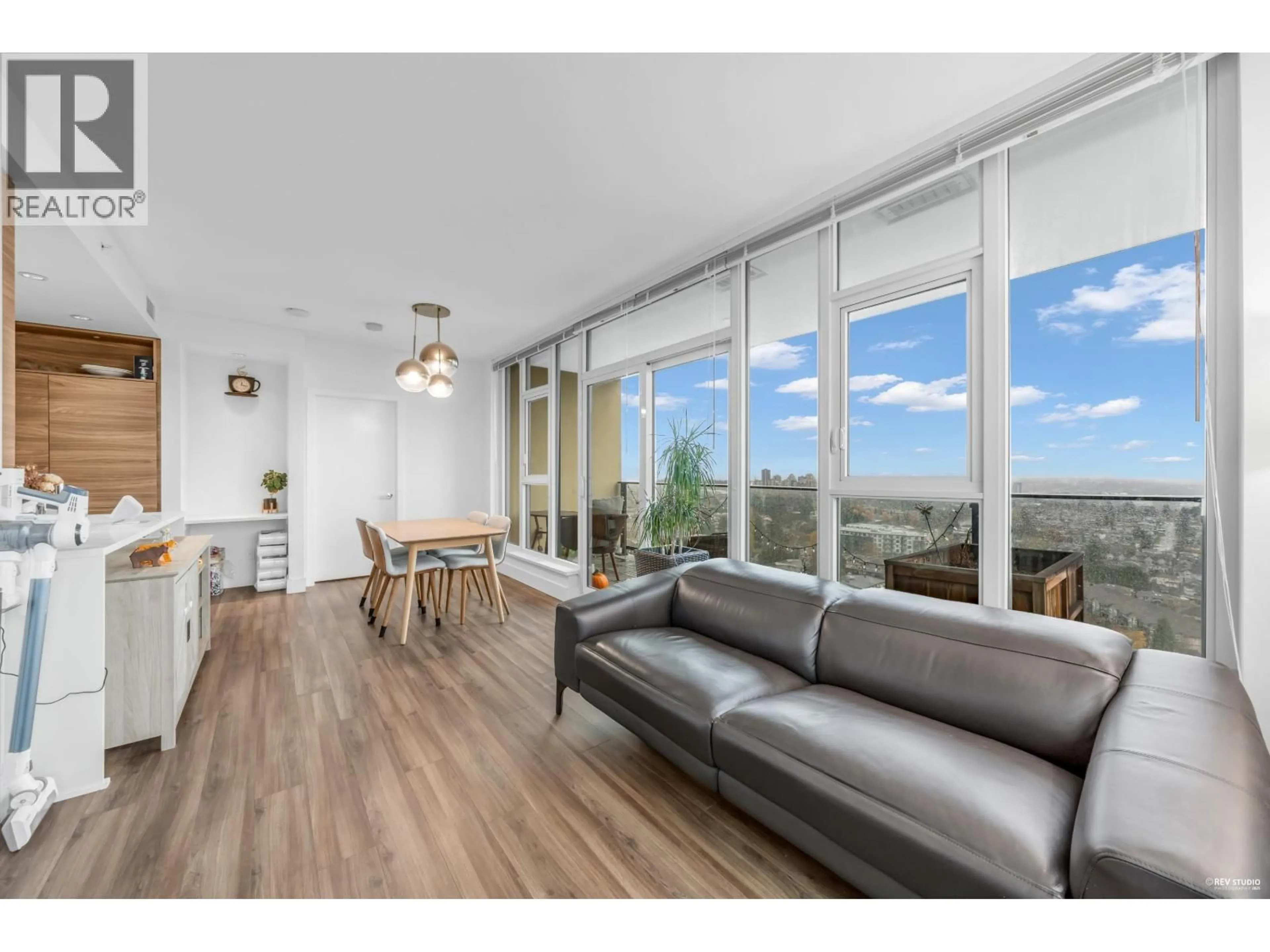 A pic of a room for 2010 - 7303 NOBLE LANE, Burnaby British Columbia V3N0H2