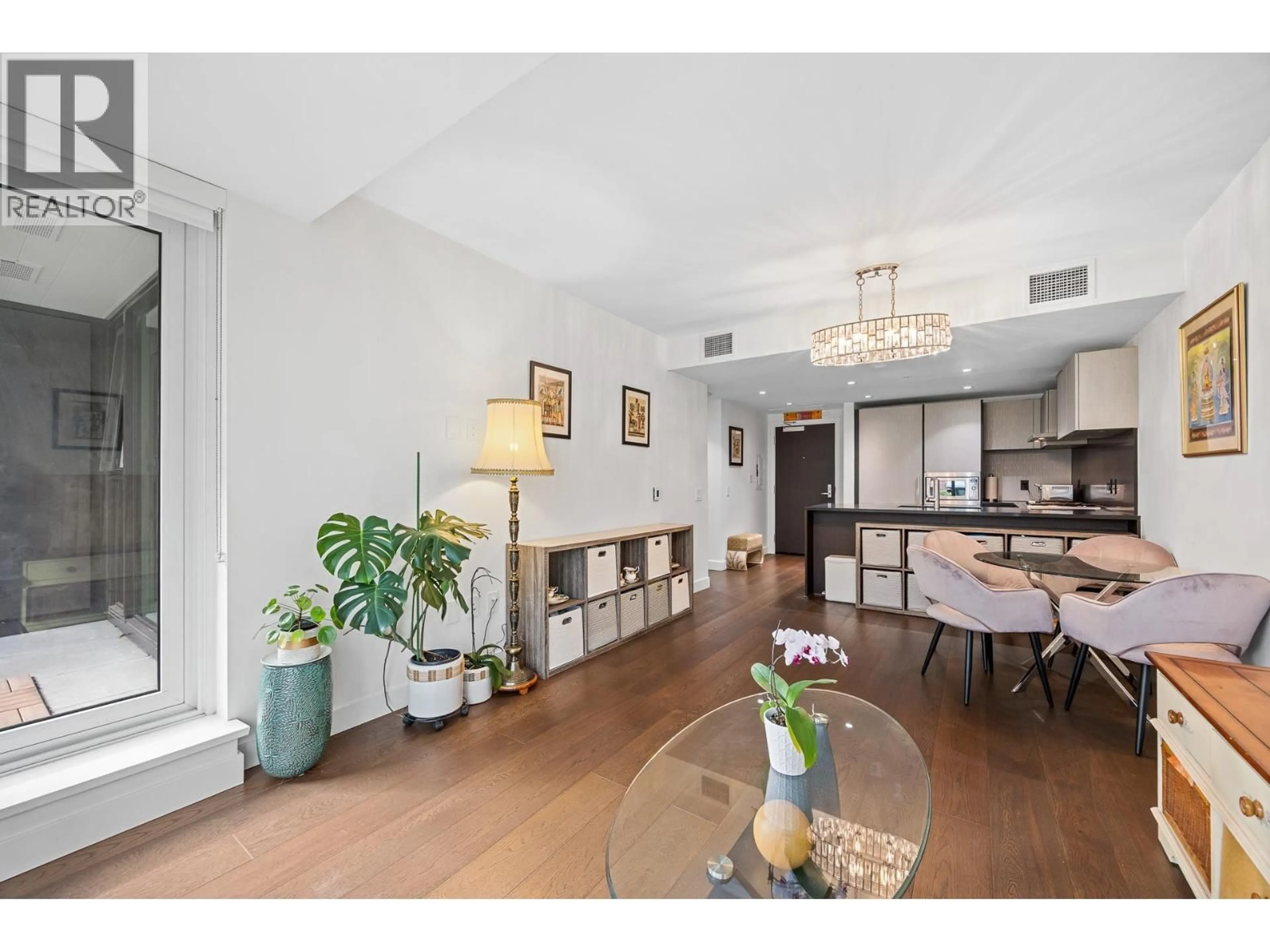 Unknown for 305 - 1571 57TH AVENUE, Vancouver British Columbia V6P0H7