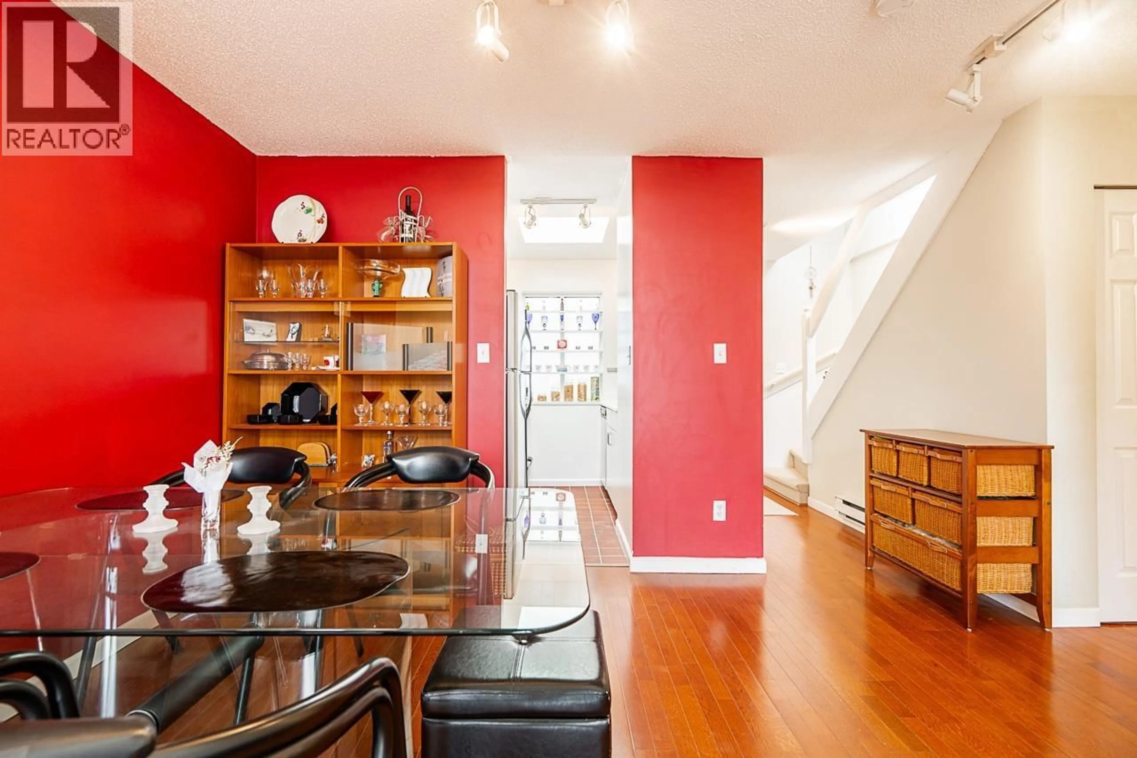 Dining room, unknown for 304 - 592 16TH AVENUE, Vancouver British Columbia V5Z1S4