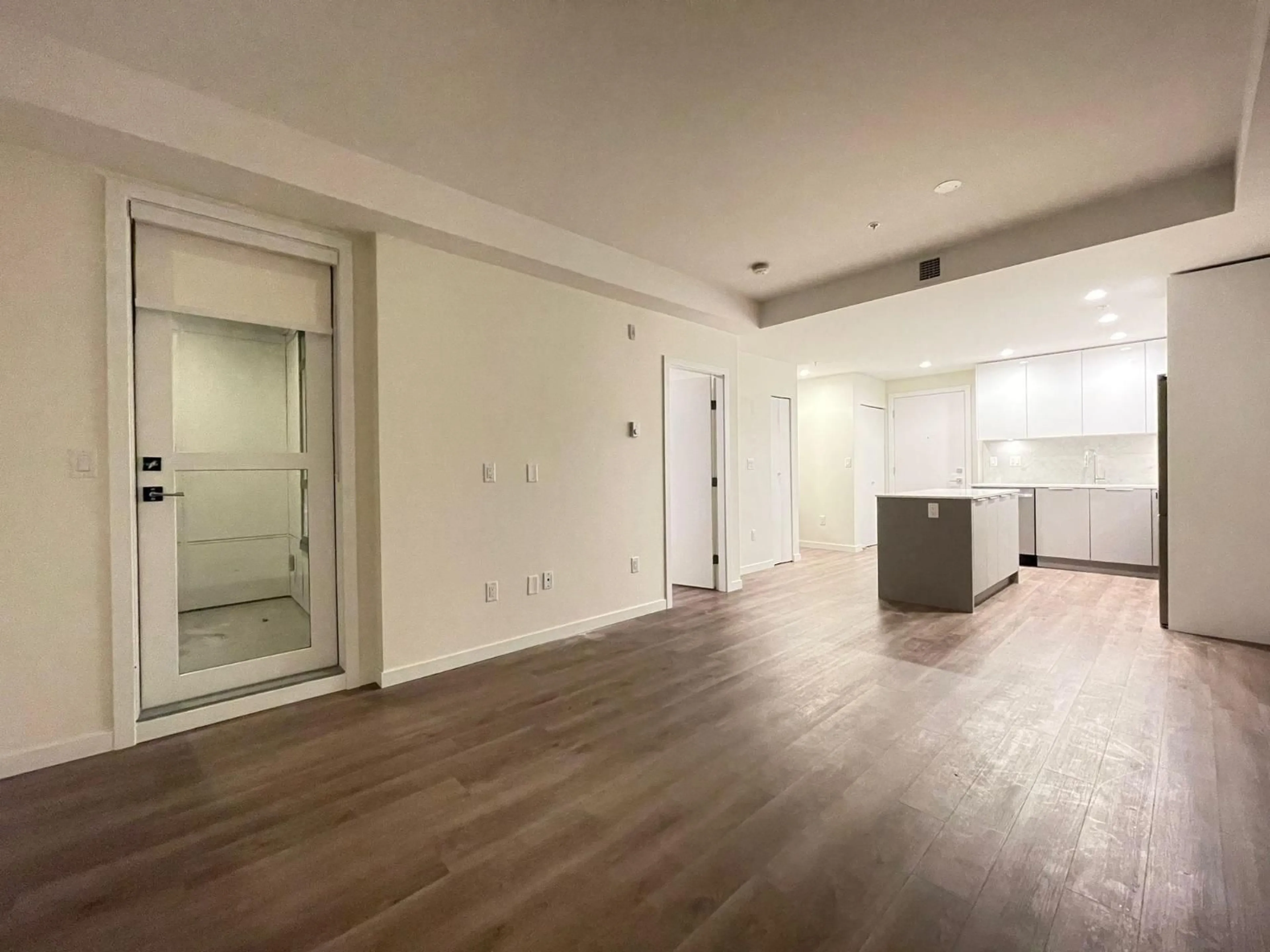 A pic of a room for 306 - 14257 103A AVENUE, Surrey British Columbia V3T1T1