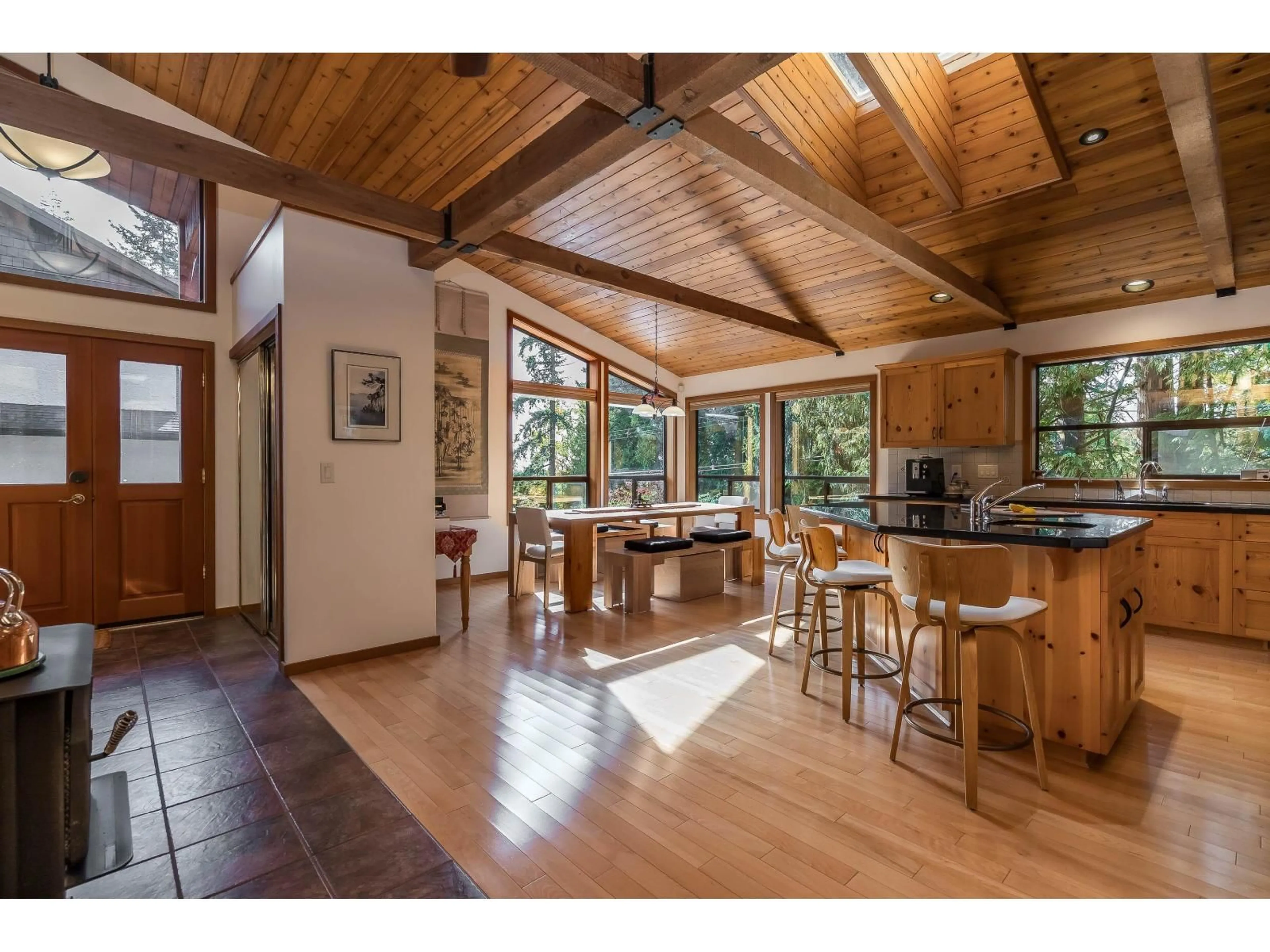 Open concept kitchen, wood/laminate floor for 914 164, Surrey British Columbia V4A4Y5