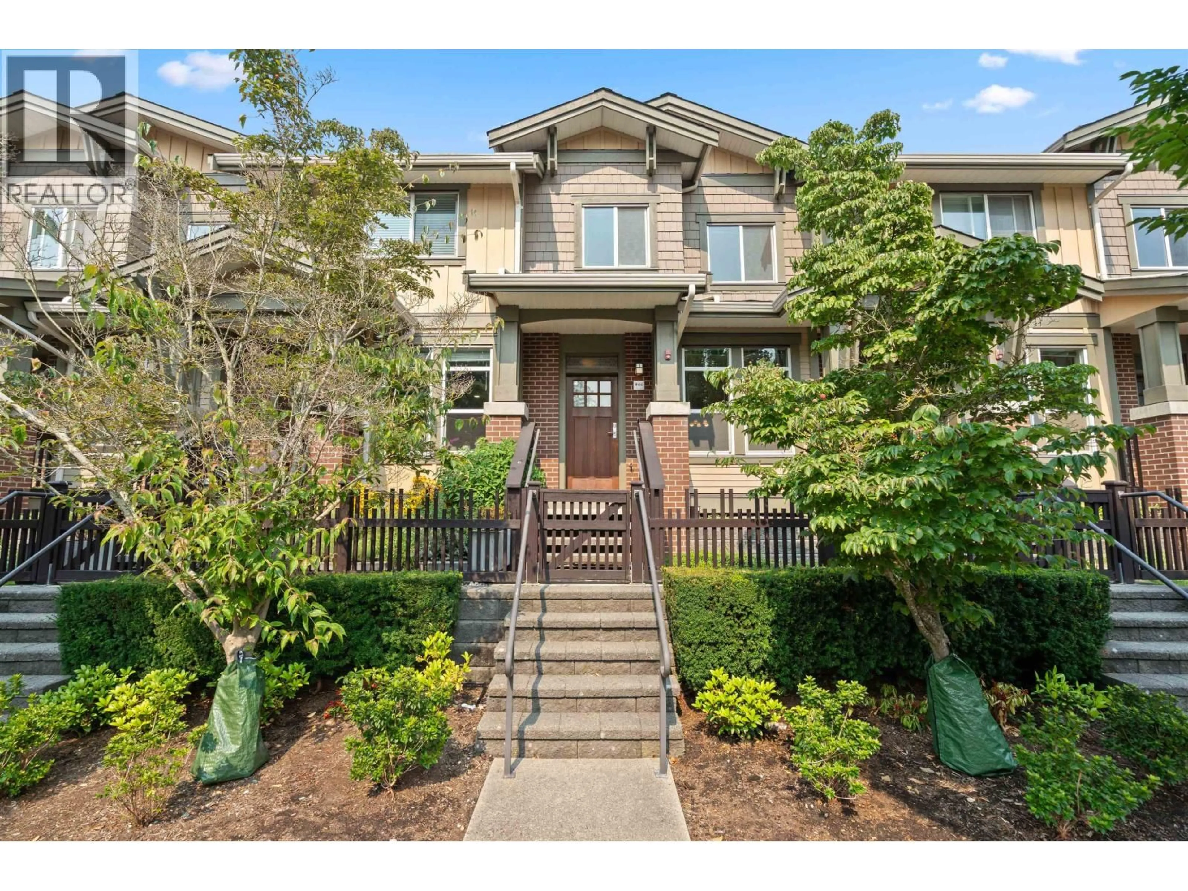 Unknown for 6 - 5881 IRMIN STREET, Burnaby British Columbia V5J0C5