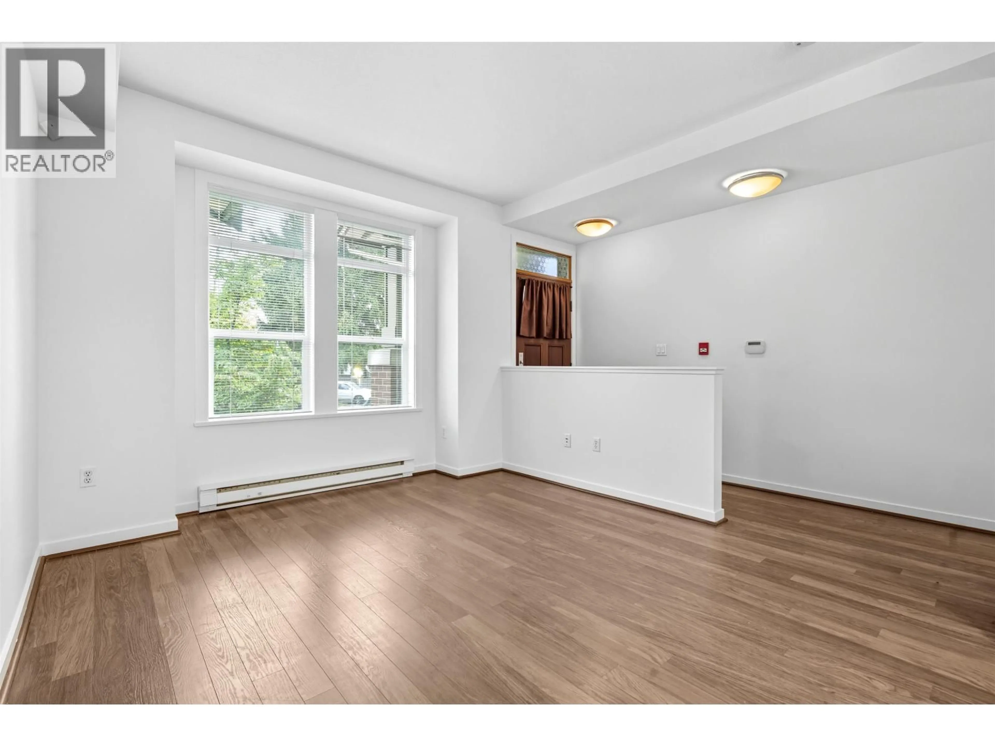 A pic of a room for 6 - 5881 IRMIN STREET, Burnaby British Columbia V5J0C5