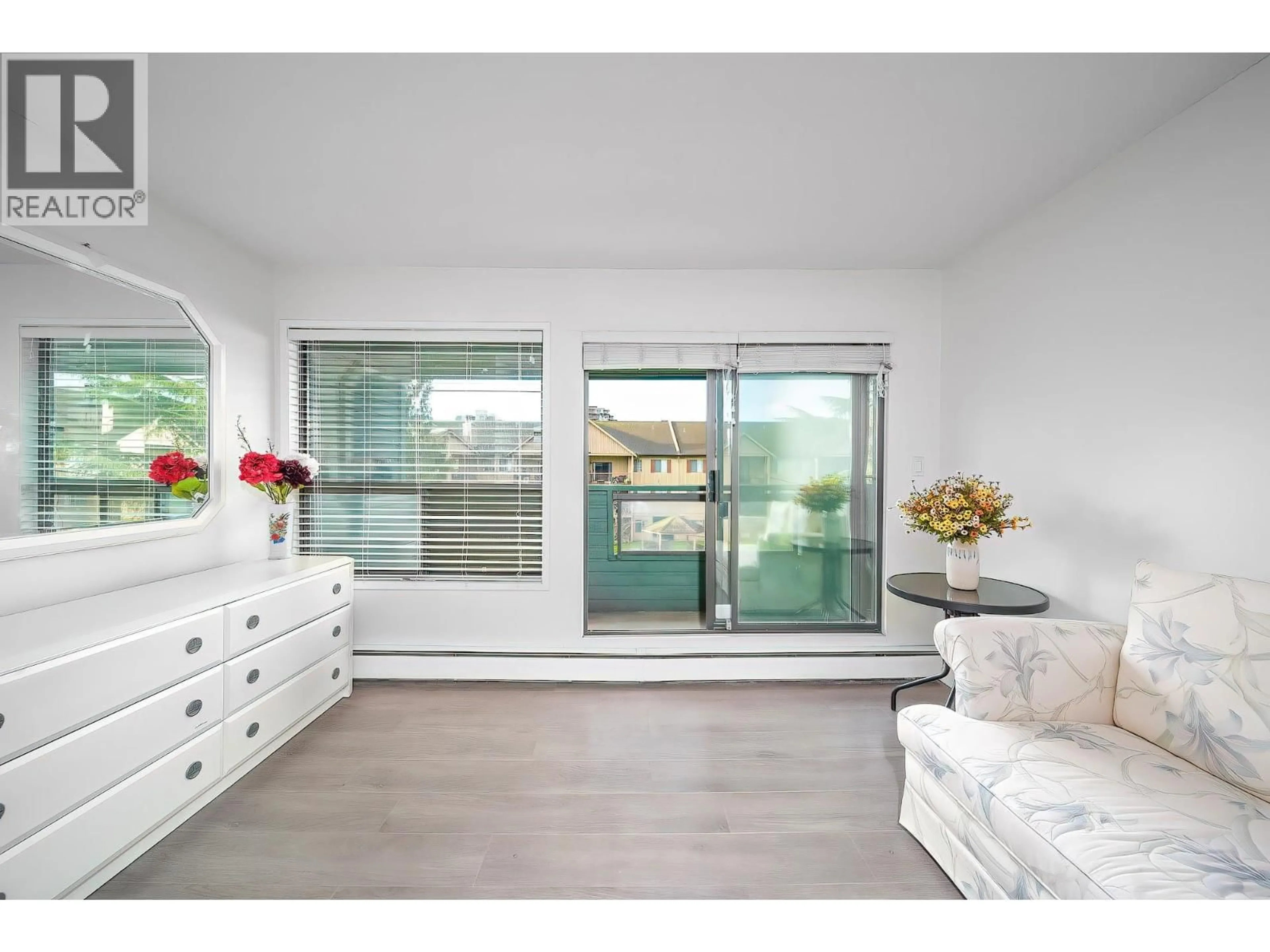 Unknown for 312 - 8591 WESTMINSTER HIGHWAY, Richmond British Columbia V6X3E2