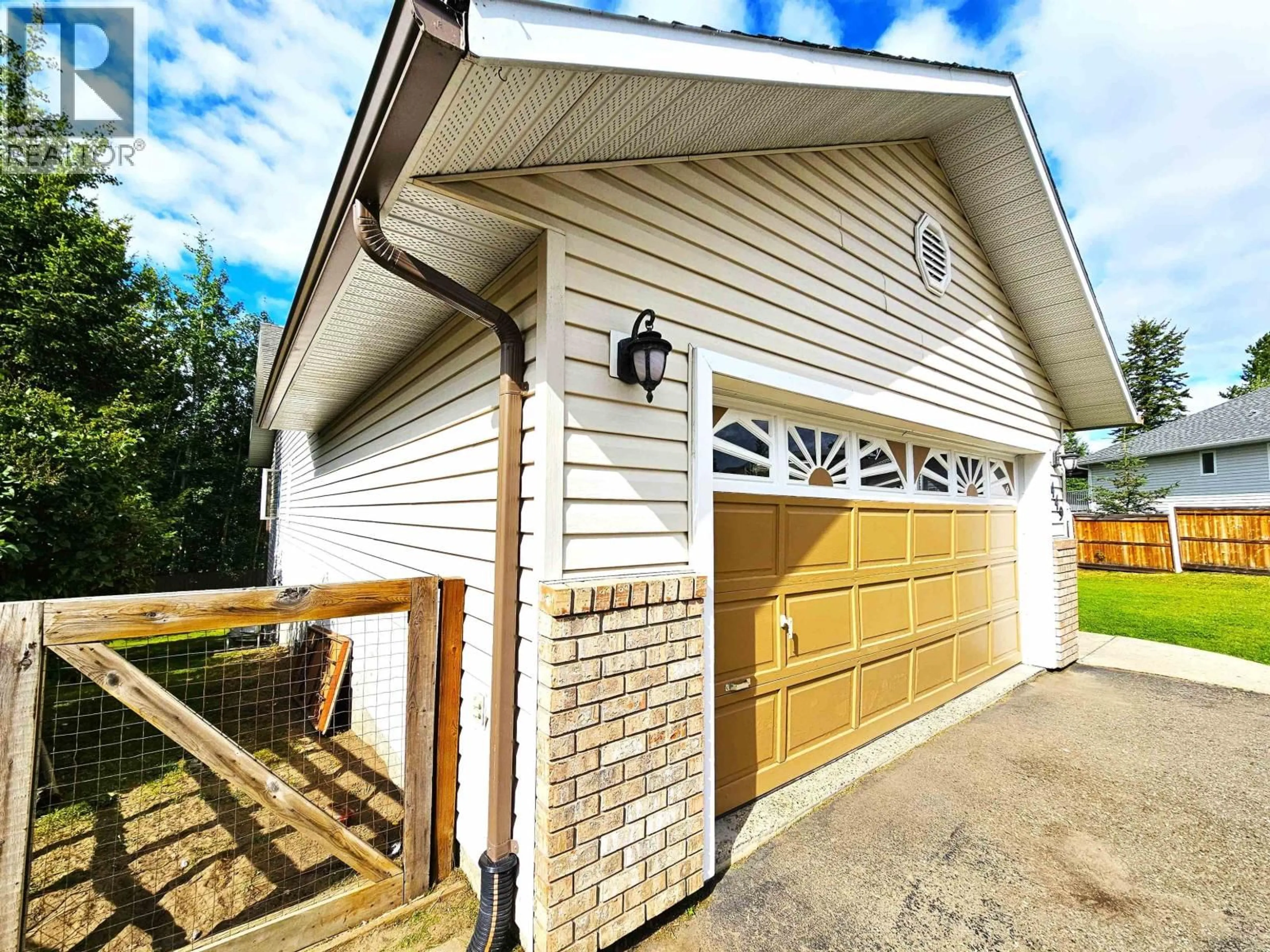 Indoor garage for 3449 CLEARWOOD PLACE, Prince George British Columbia V2K4R1