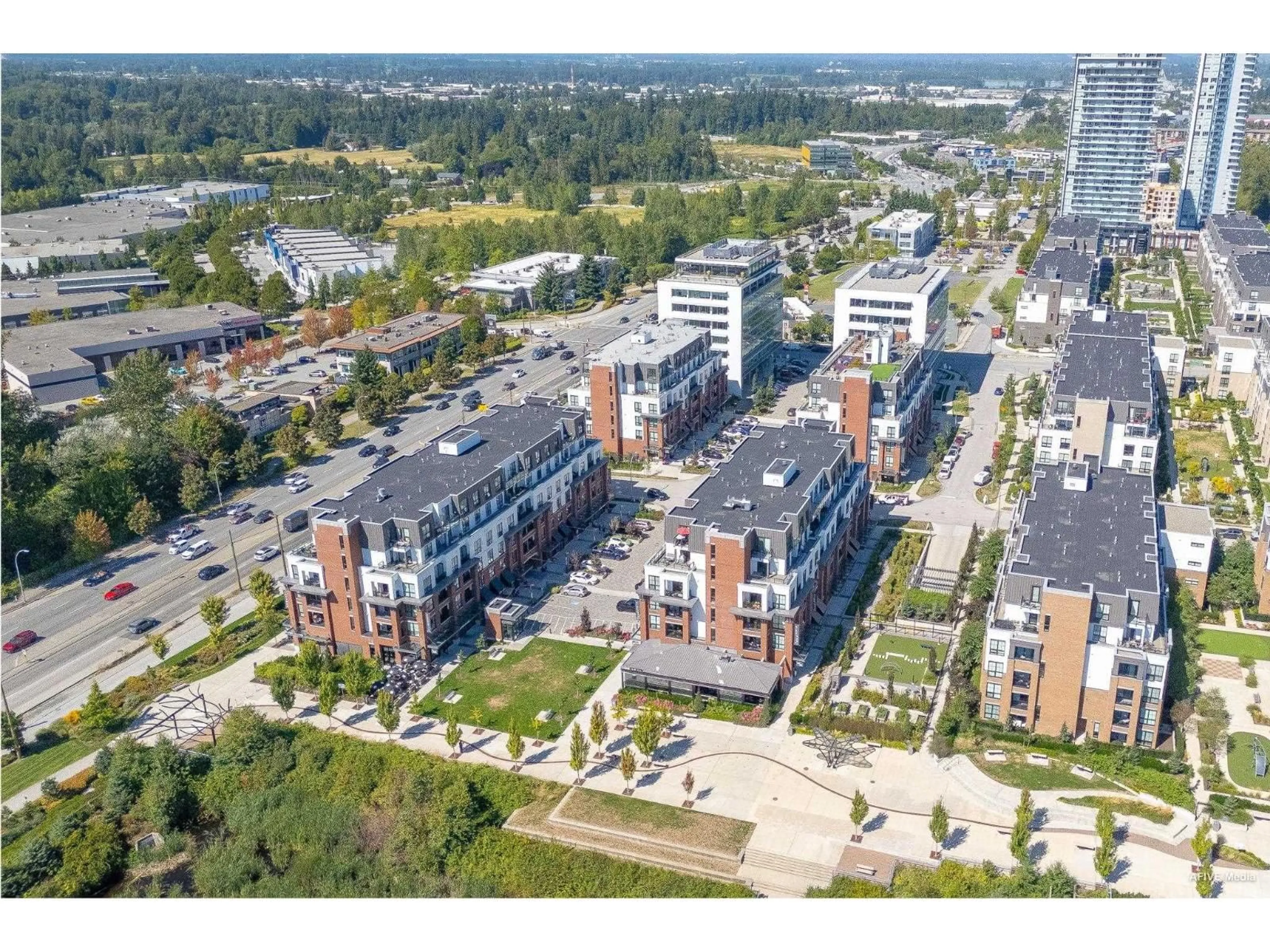A pic from outside/outdoor area/front of a property/back of a property/a pic from drone, city buildings view from balcony for B601 - 20018 83A AVENUE, Langley British Columbia V2Y3P3