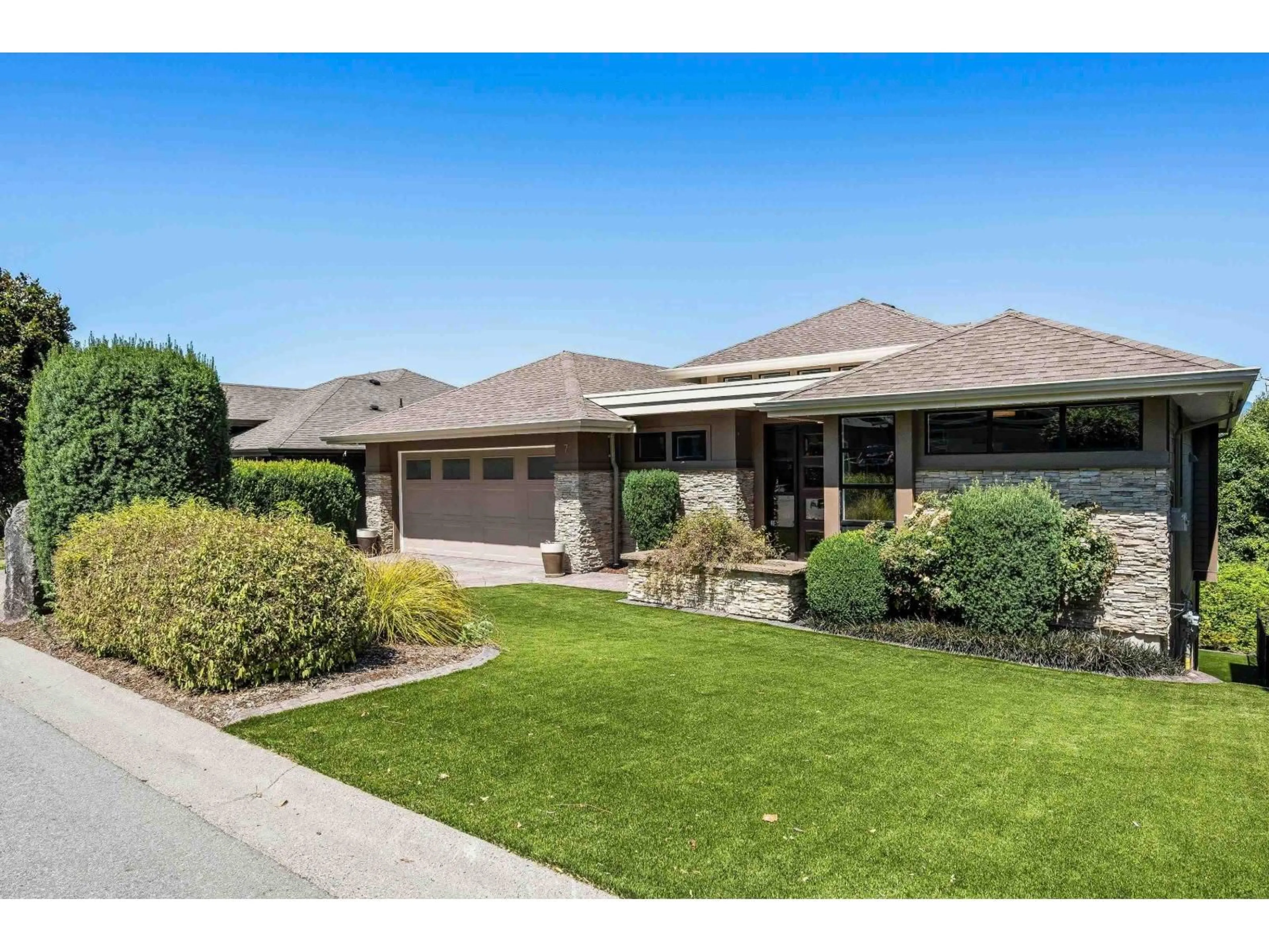 Home with vinyl exterior material, street for 7 - 50778 LEDGESTONE PLACE, Chilliwack British Columbia V2P0E7