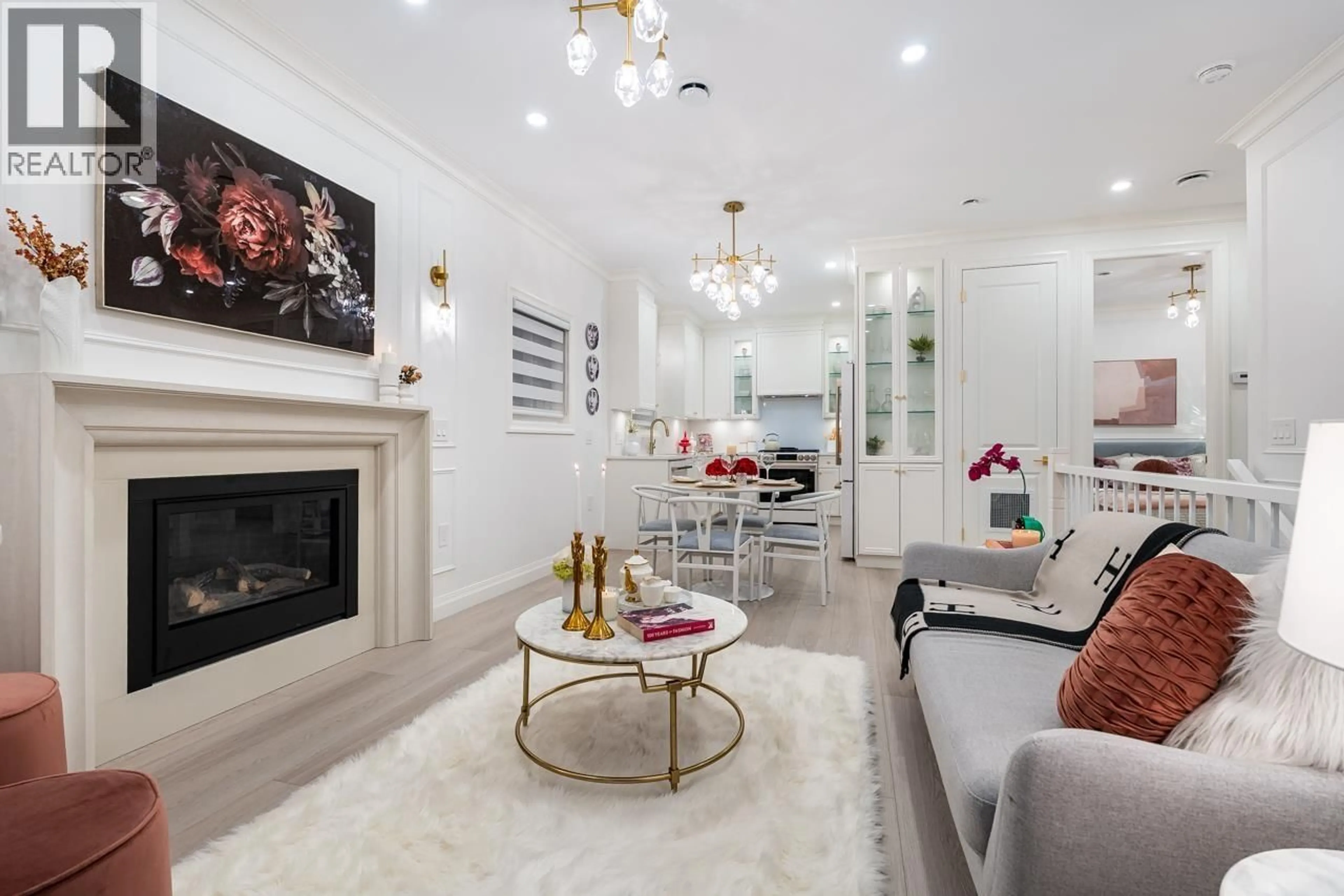 Living room with furniture, ceramic/tile floor for 5138 DOMINION STREET, Burnaby British Columbia V5G1C9