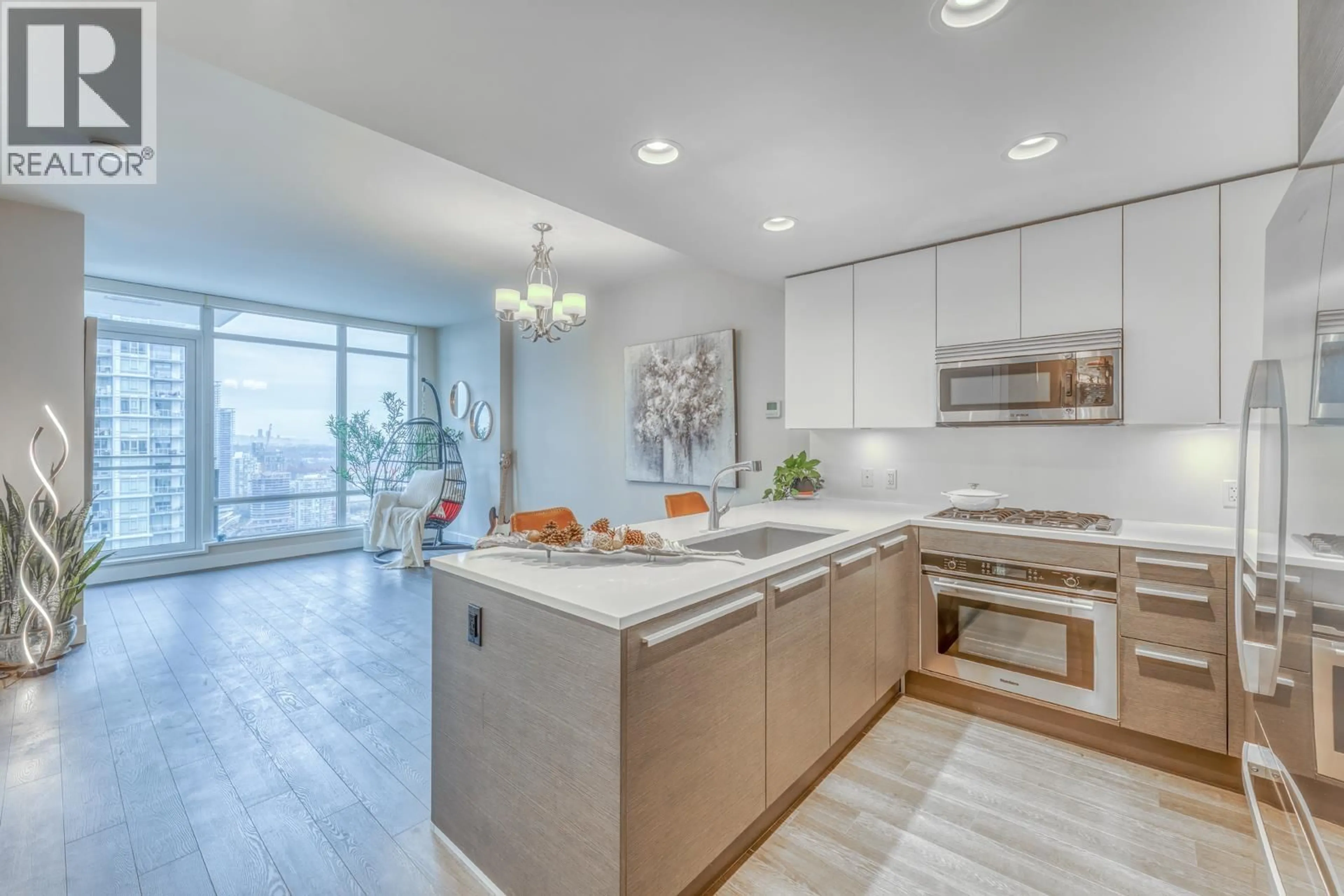 Open concept kitchen, unknown for 3505 - 2008 ROSSER AVENUE, Burnaby British Columbia V5C0H8