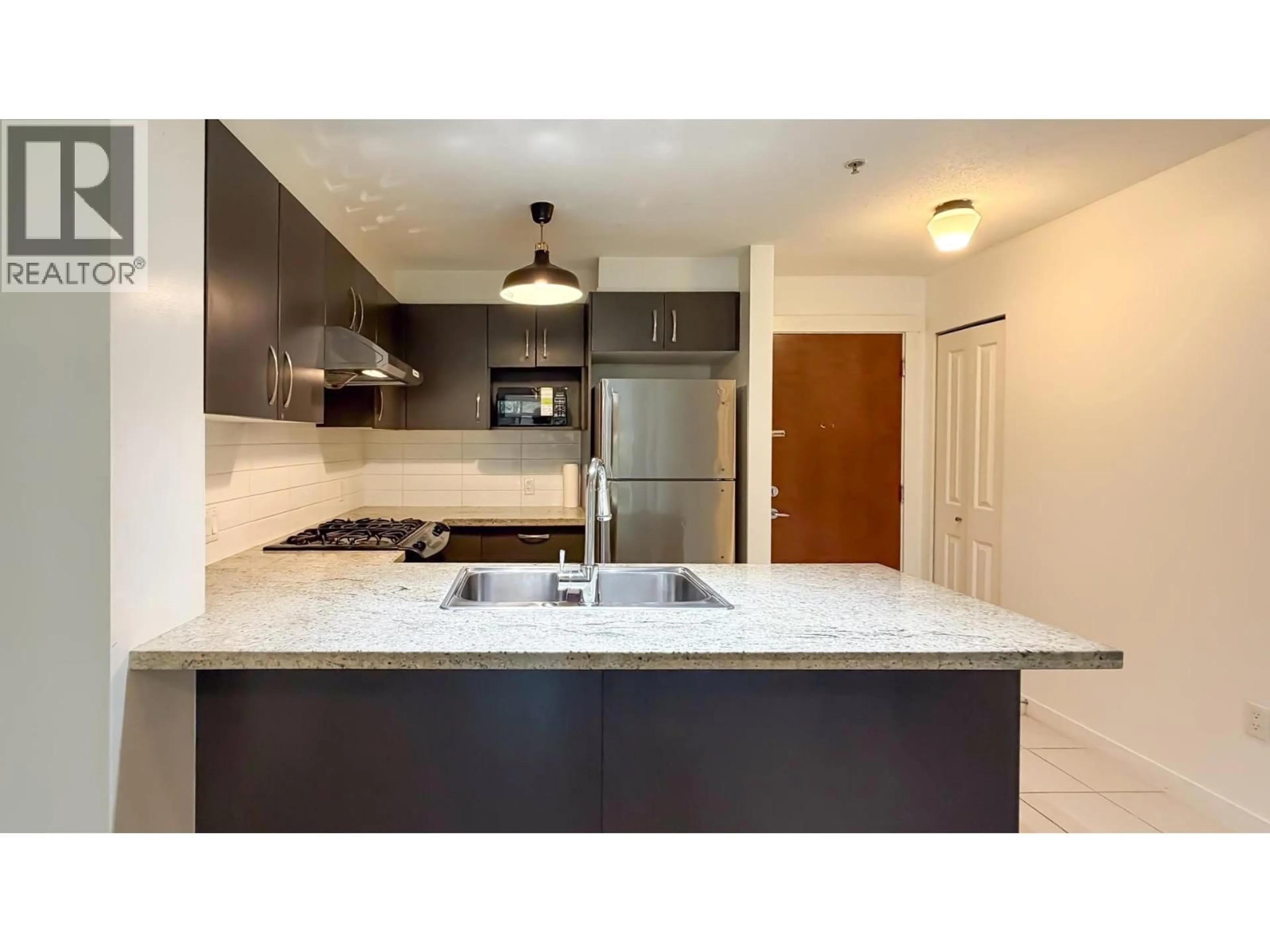 Open concept kitchen, unknown for 119 - 9288 ODLIN ROAD, Richmond British Columbia V6X0C3