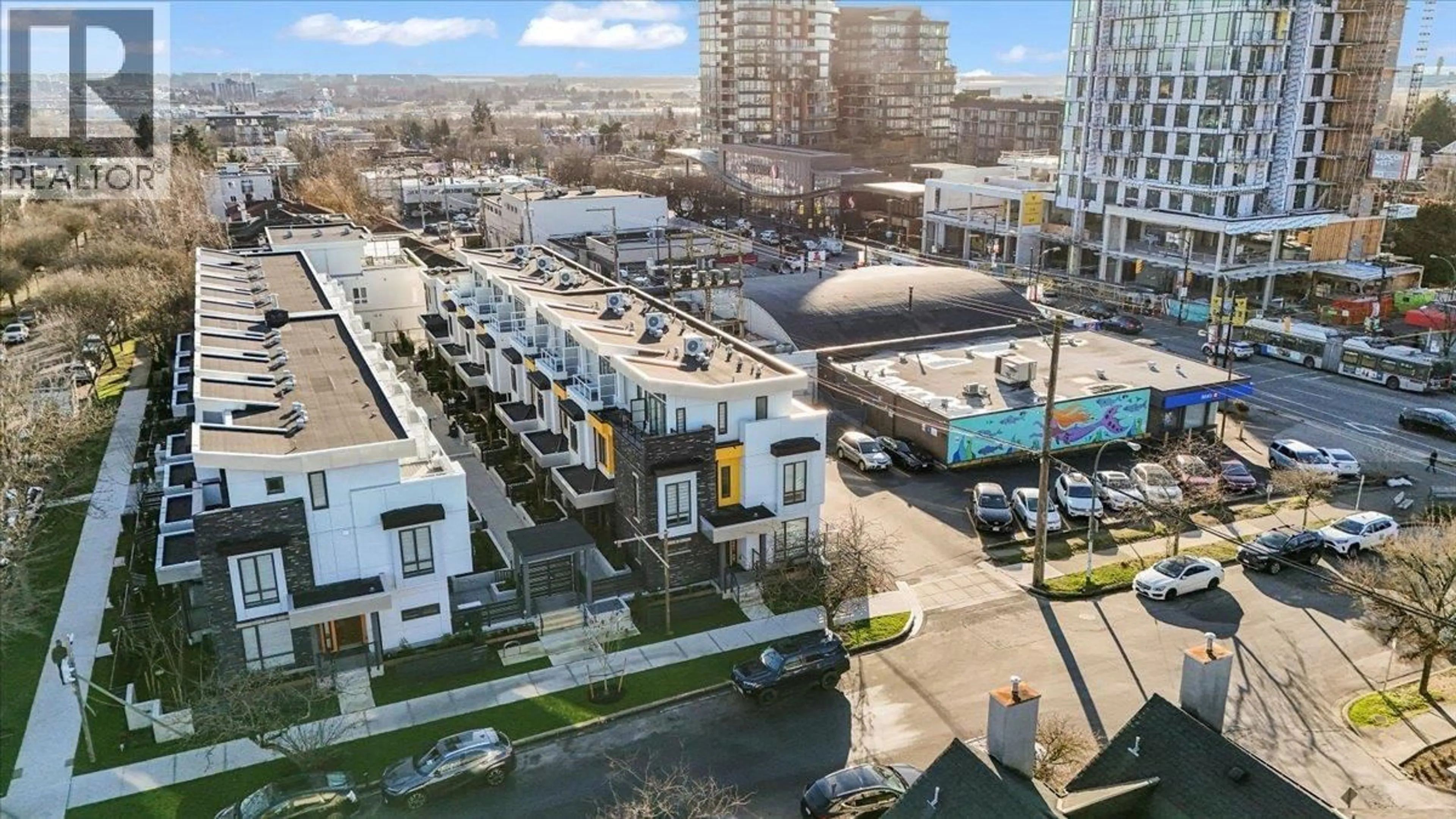 A pic from outside/outdoor area/front of a property/back of a property/a pic from drone, city buildings view from balcony for 8305 FRENCH STREET, Vancouver British Columbia V6P0L7