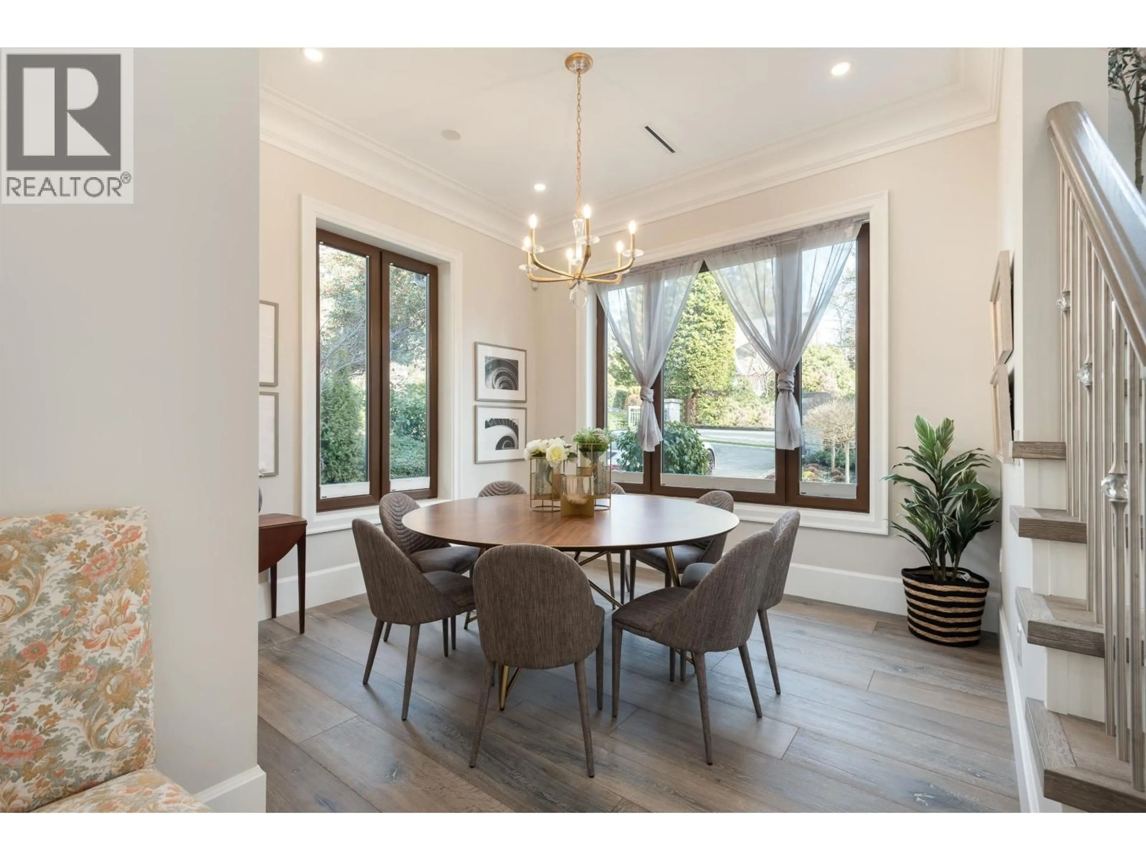 Dining room, wood/laminate floor for 5637 LABURNUM STREET, Vancouver British Columbia V6M3S7