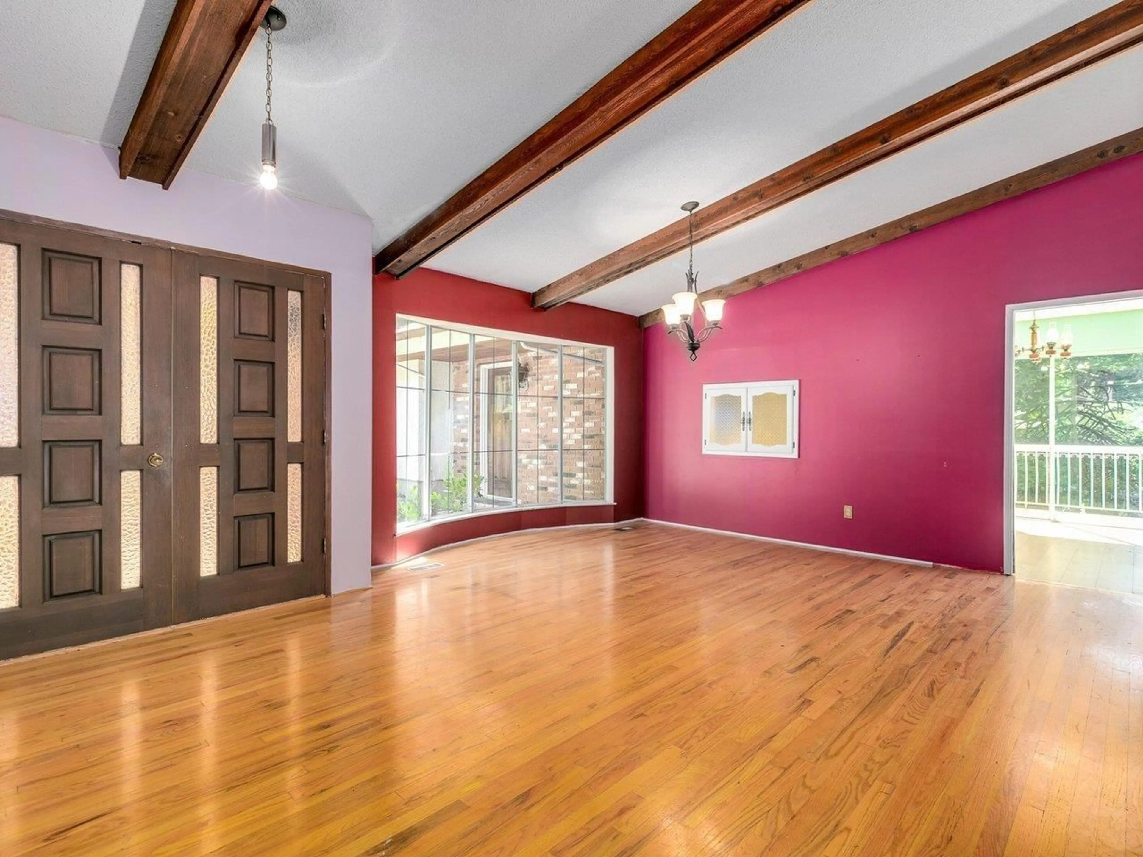 Unknown for 13563 28, Surrey British Columbia V4P1X2