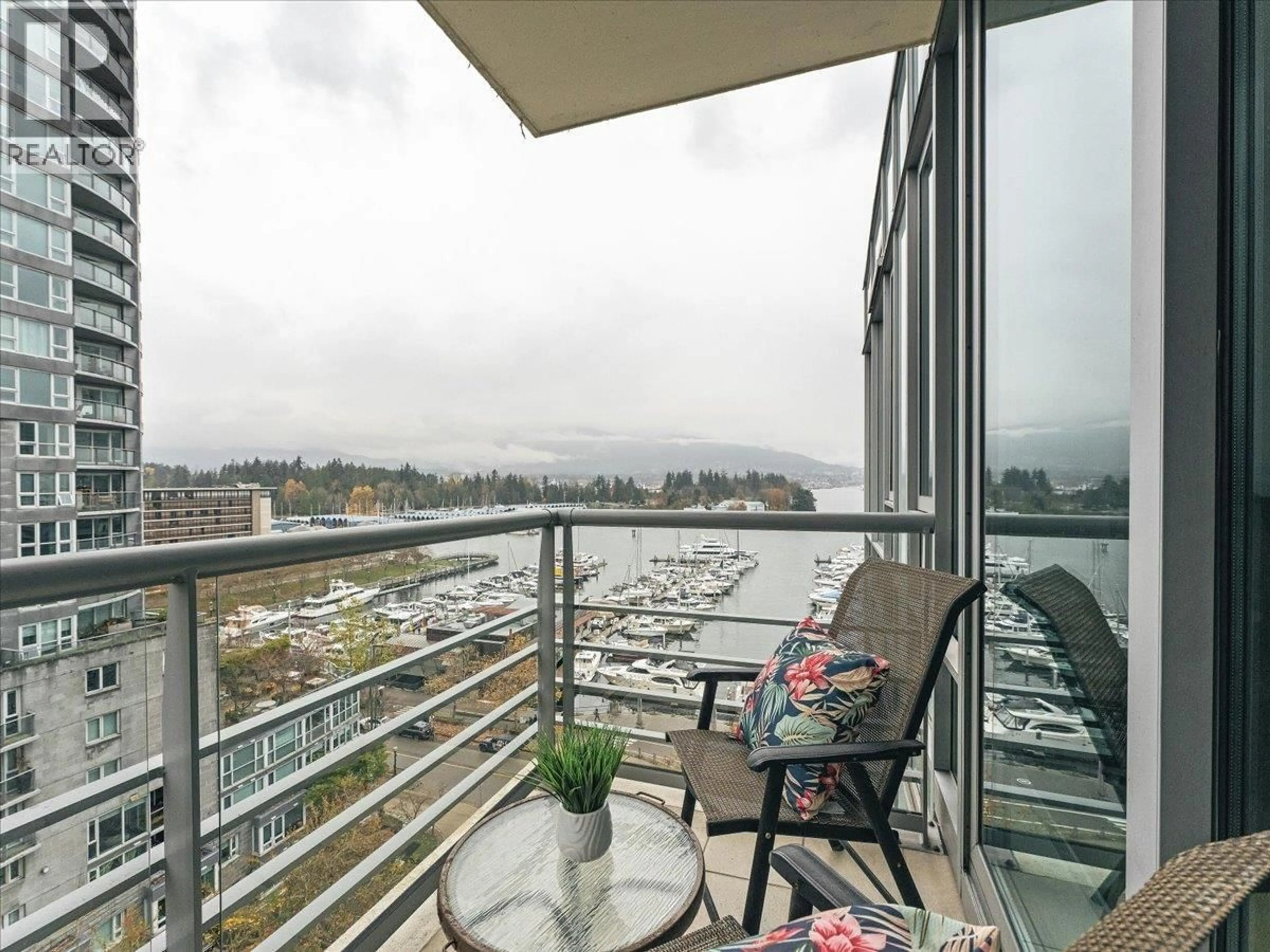 Balcony in the apartment, water/lake/river/ocean view for 1008 - 590 NICOLA STREET, Vancouver British Columbia V6G3J8