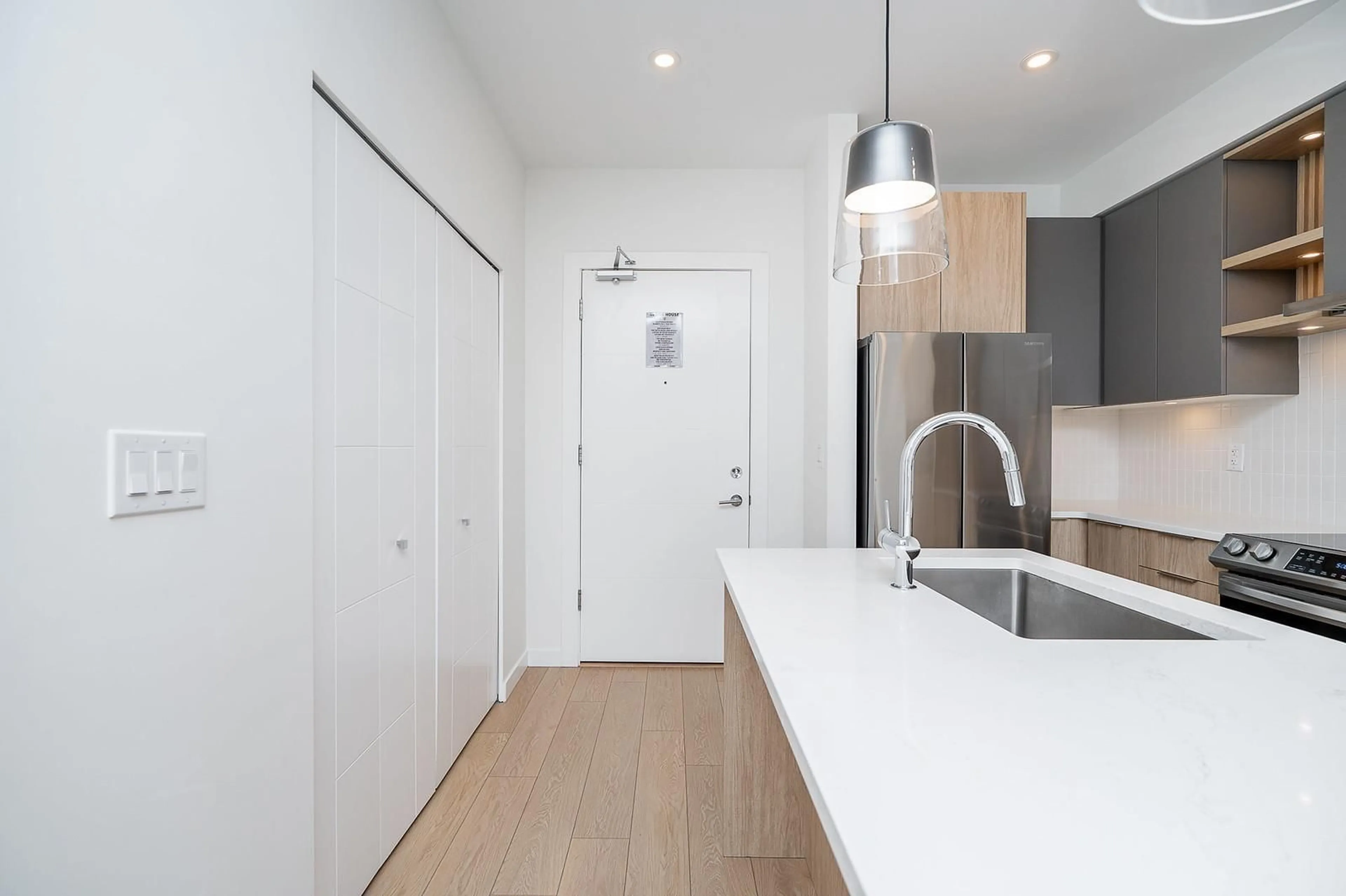 Unknown for 406 - 20695 EASTLEIGH, Langley British Columbia V3A0P7