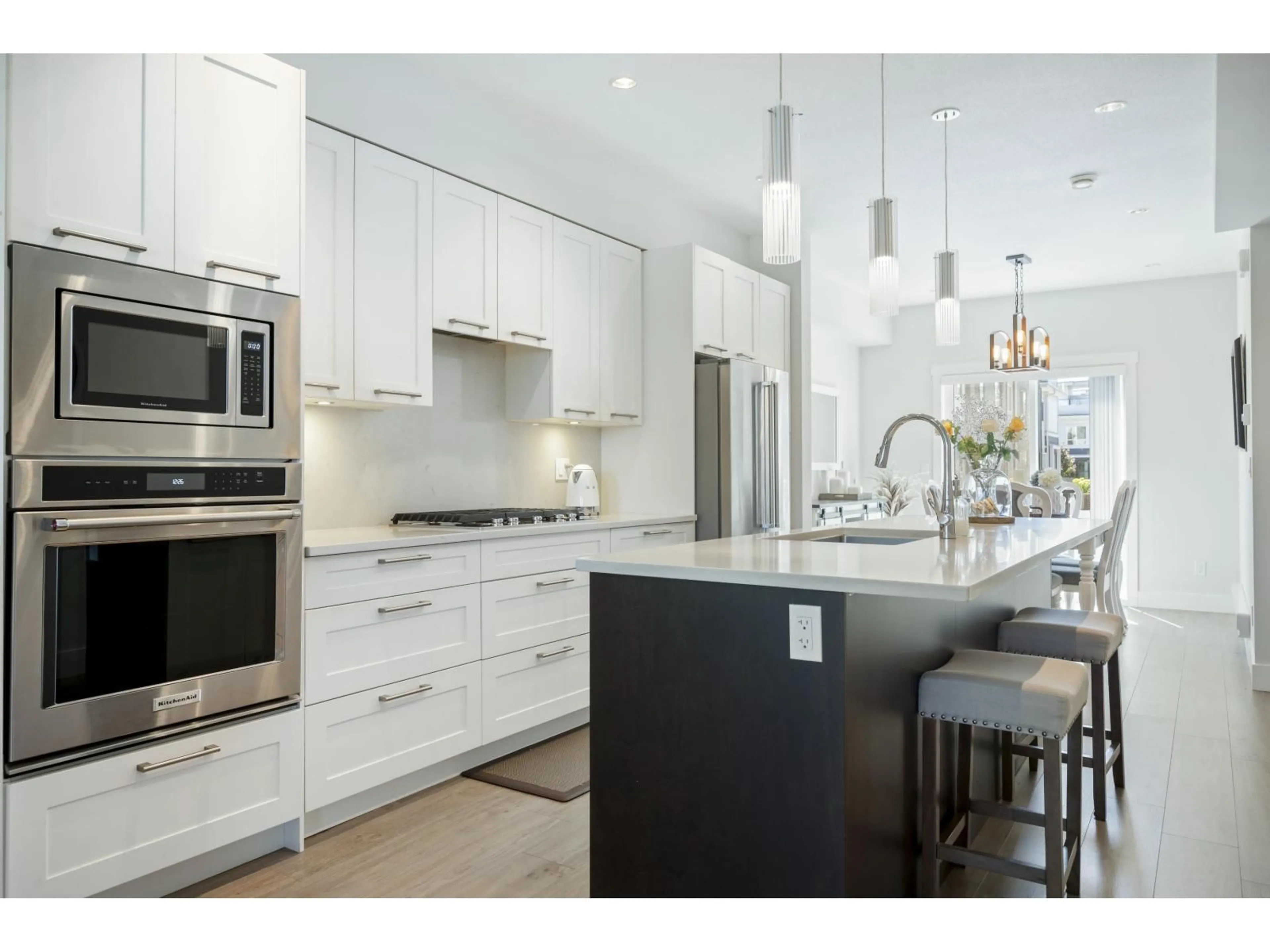 Contemporary kitchen, unknown for 20 - 16337 23A AVENUE, Surrey British Columbia V3Z0S3