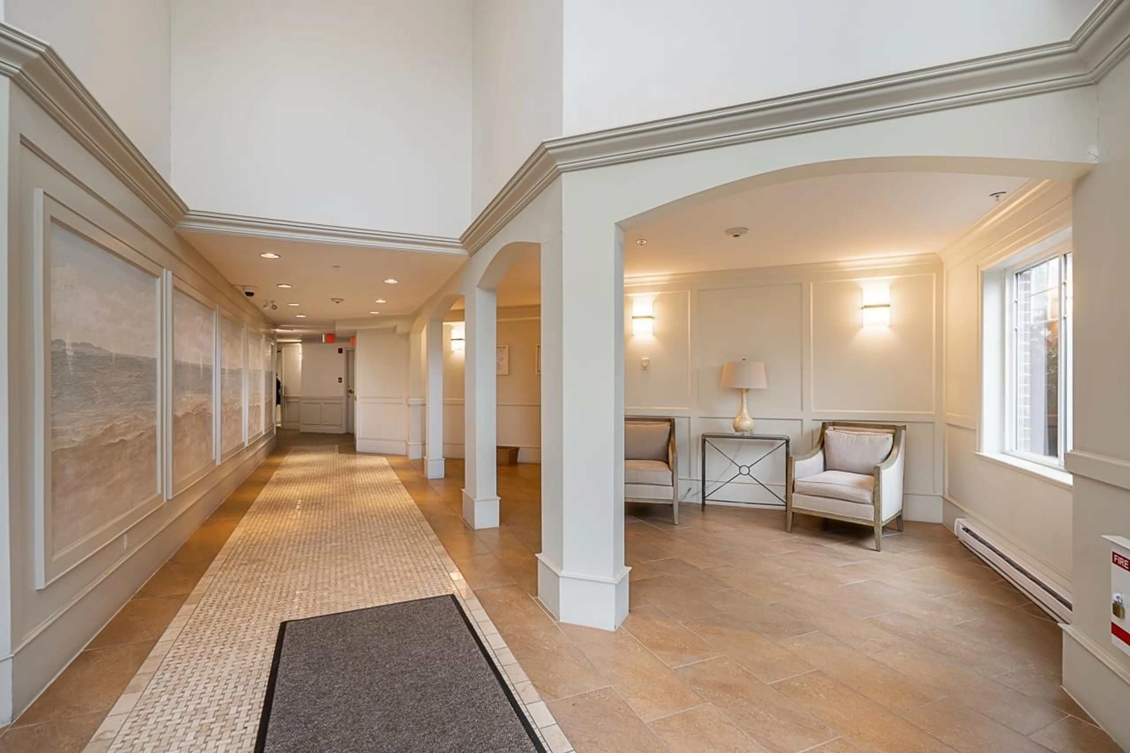 Indoor foyer for 302 - 15389 ROPER, White Rock British Columbia V4B2S8