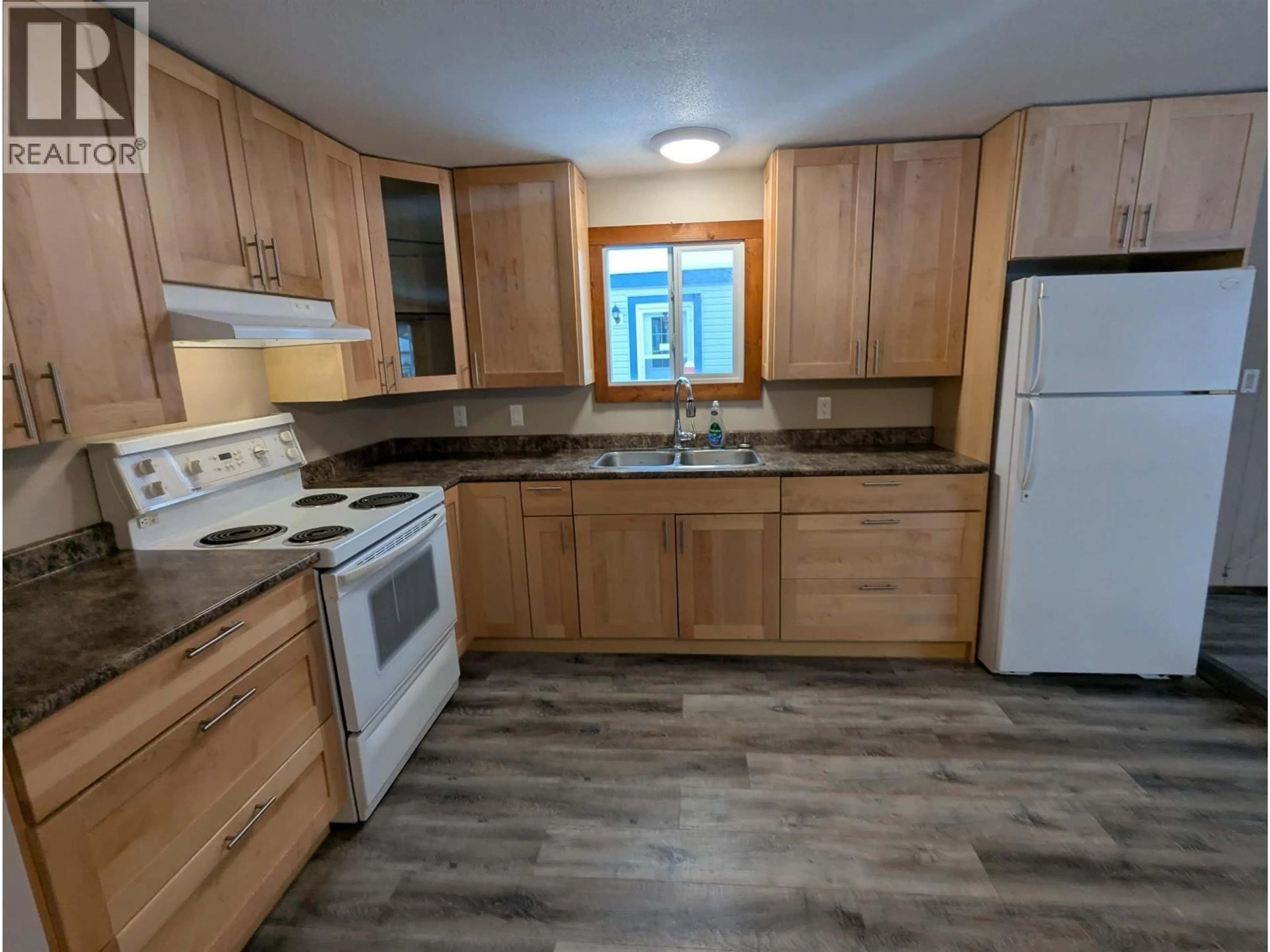 Standard kitchen, unknown for 20 - 95 LAIDLAW ROAD, Smithers British Columbia V0J2N0