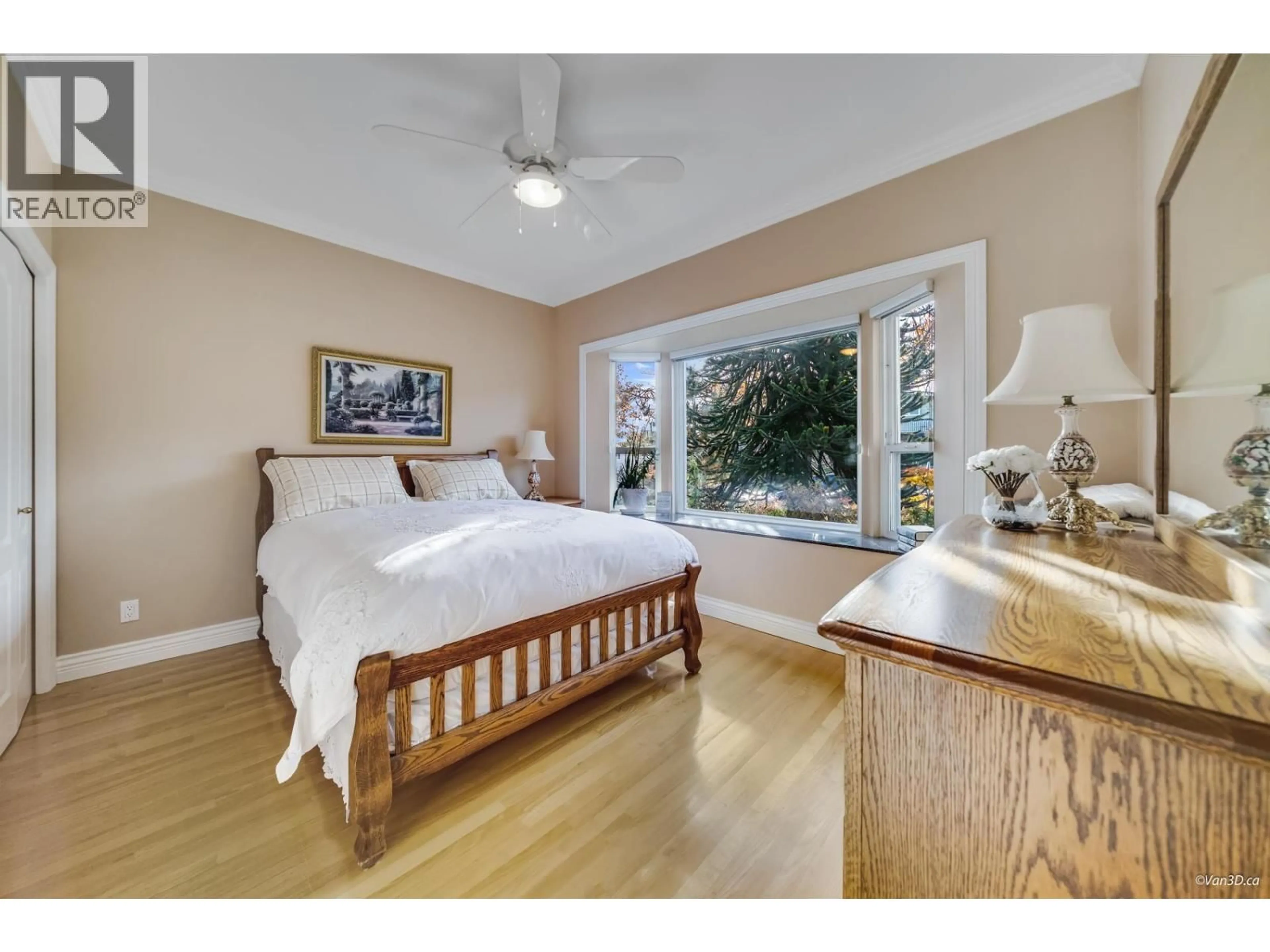 A pic of a room for 1627 34TH AVENUE, Vancouver British Columbia V5P1A2