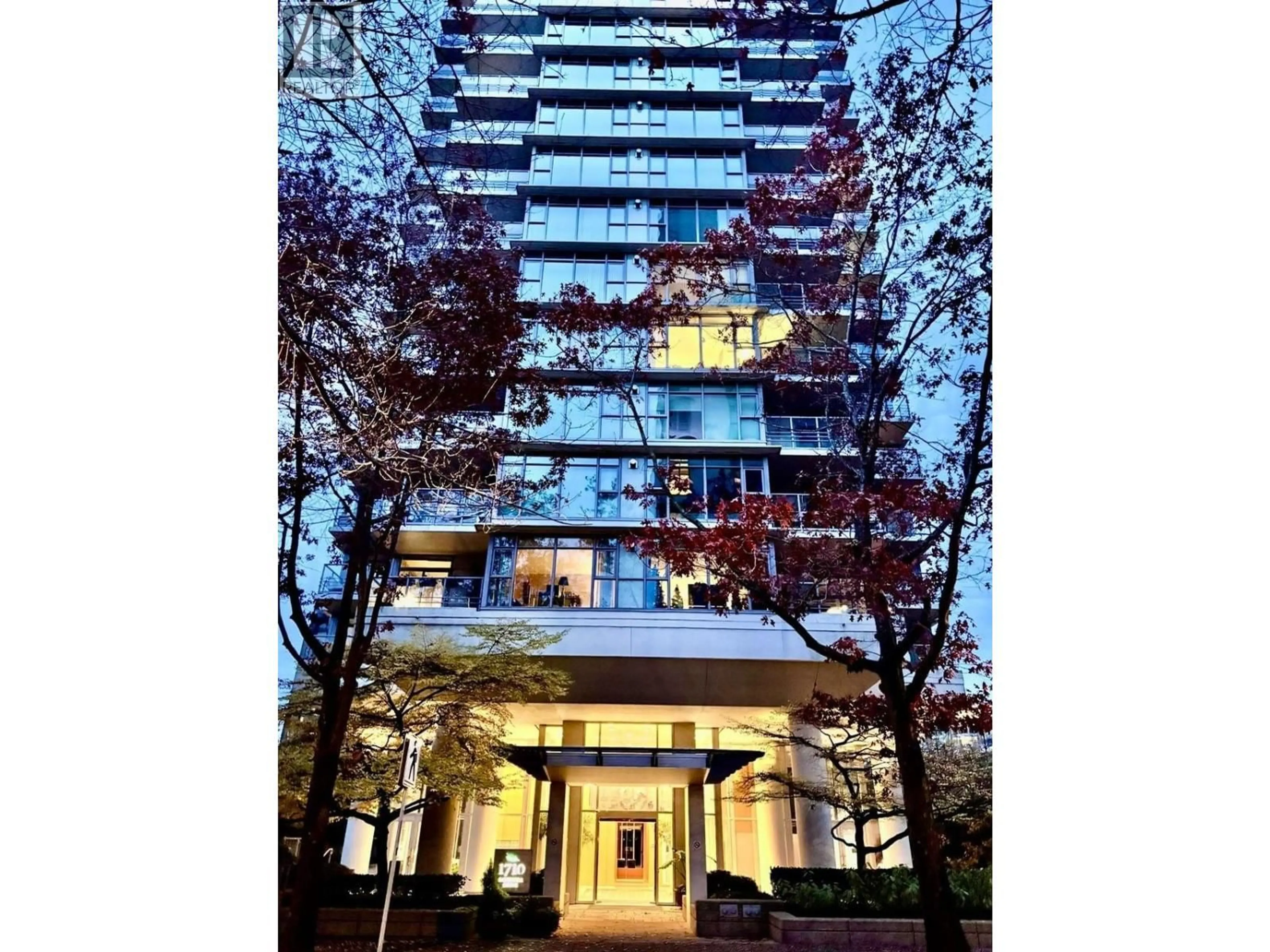 Indoor foyer for 1204 - 1710 BAYSHORE DRIVE, Vancouver British Columbia V6G3G4