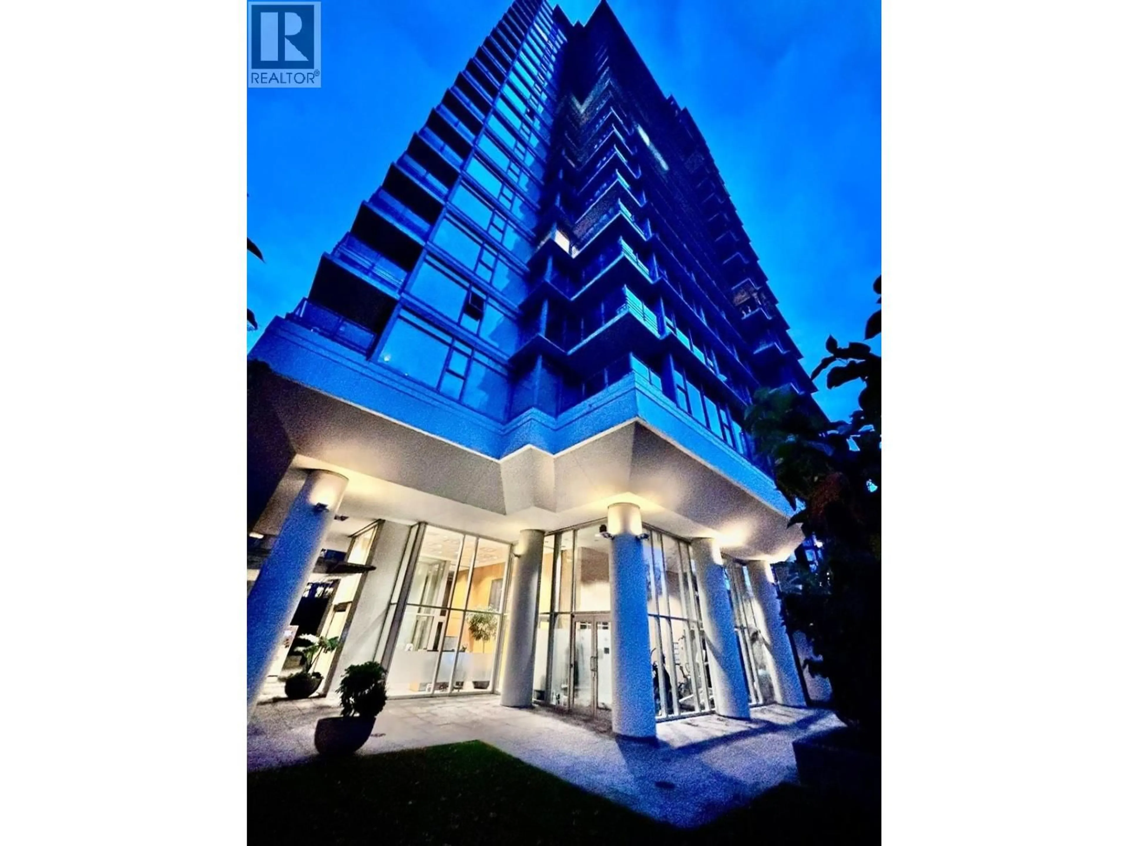 Indoor foyer for 1204 - 1710 BAYSHORE DRIVE, Vancouver British Columbia V6G3G4