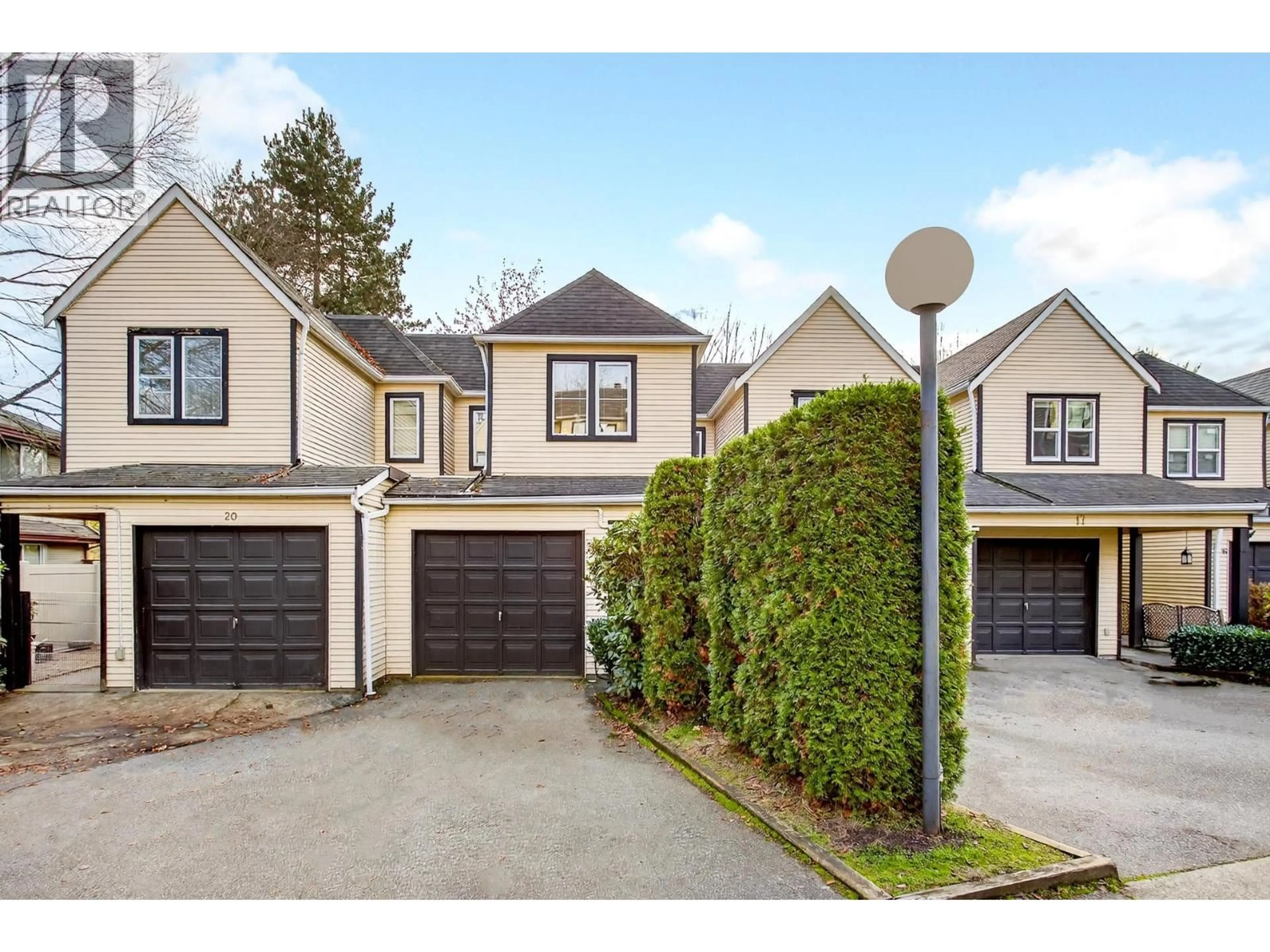 Unknown for 19 - 1200 BRUNETTE AVENUE, Coquitlam British Columbia V3K1G3