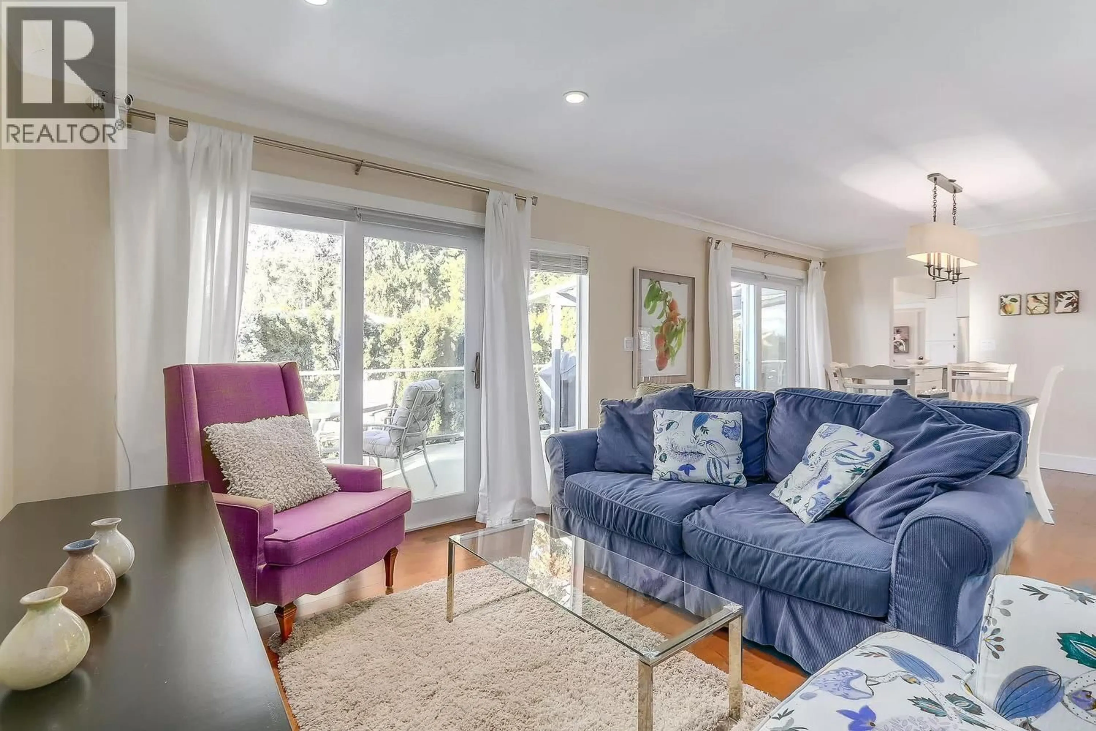 Living room with furniture, unknown for 3129 PRINCESS AVENUE, North Vancouver British Columbia V7N2E3