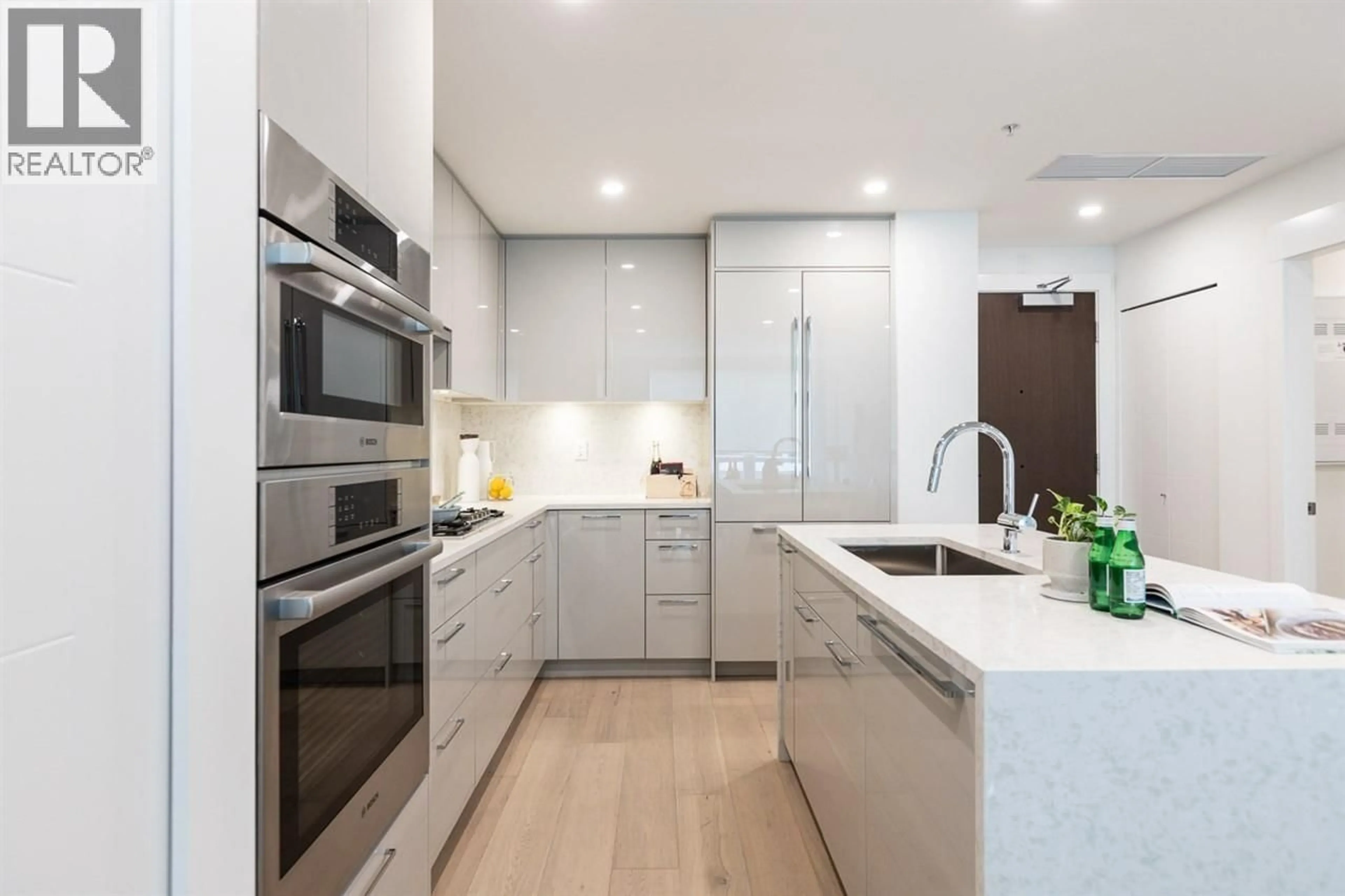 Contemporary kitchen, ceramic/tile floor for 202 - 5058 CAMBIE STREET, Vancouver British Columbia V5Z2Z5