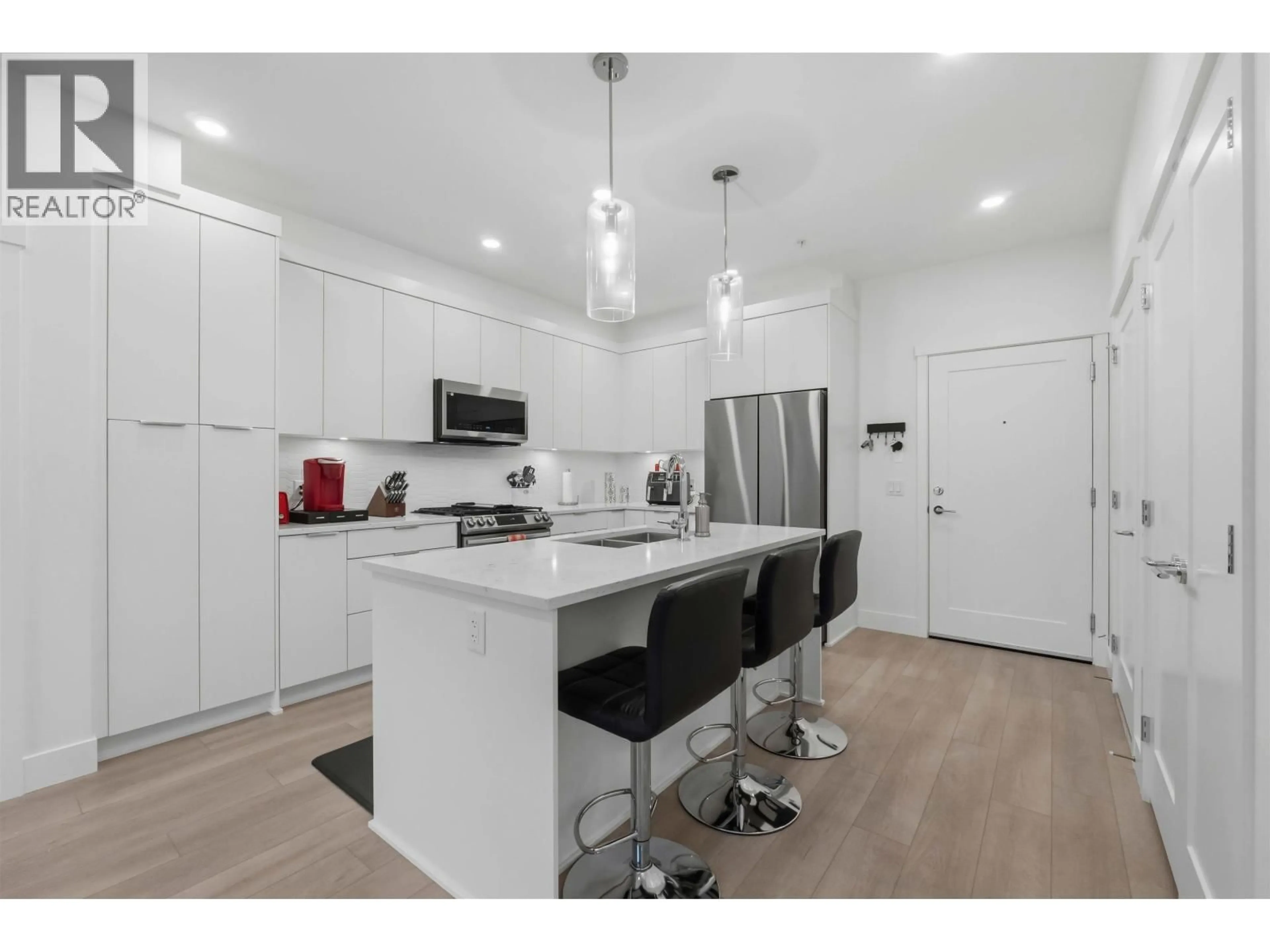 Open concept kitchen, unknown for 415 - 22633 SELKIRK AVENUE, Maple Ridge British Columbia V2X1C7
