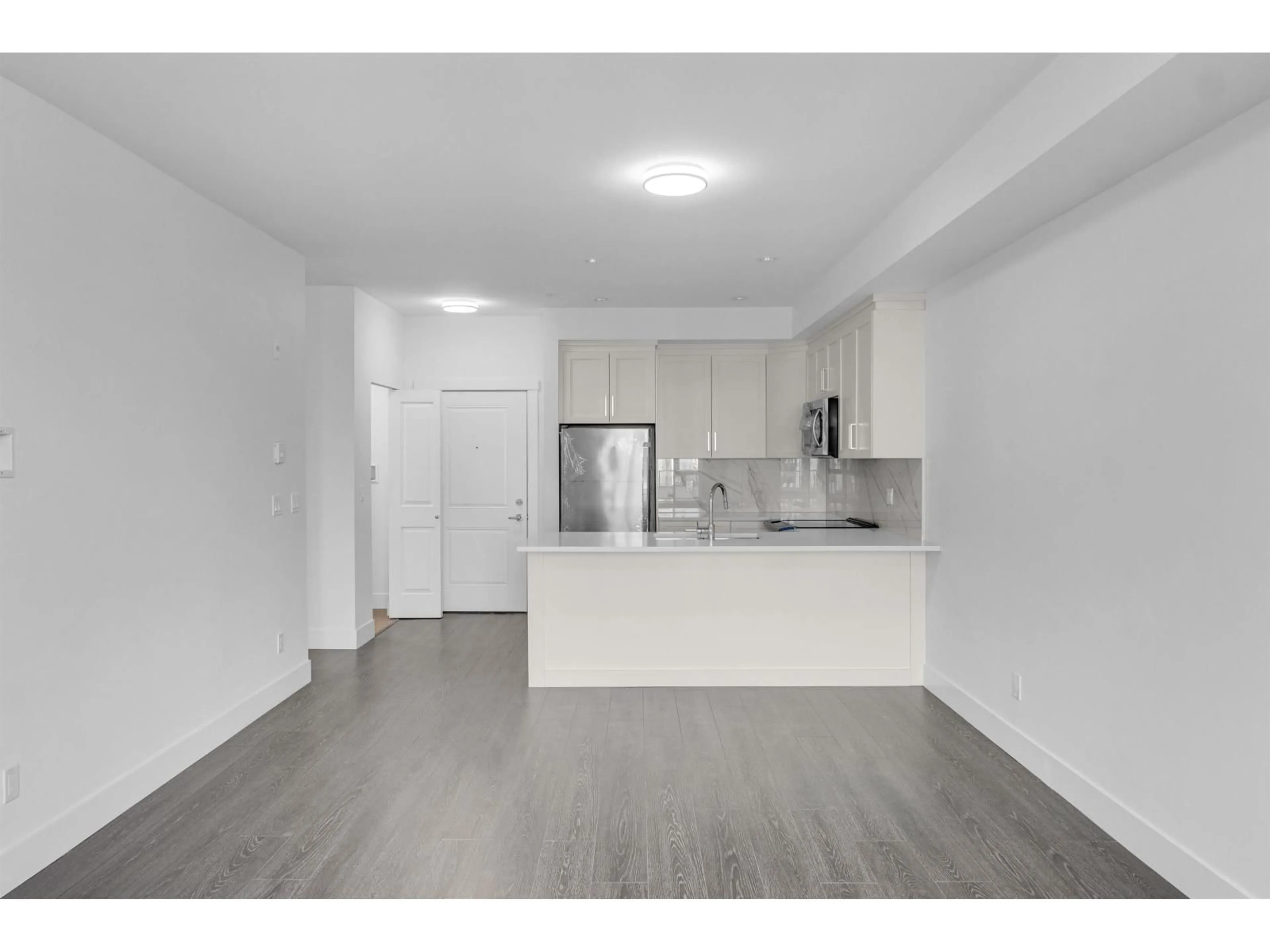 Standard kitchen, unknown for 419 - 9983 BARNSTON EAST, Surrey British Columbia V4N6T3