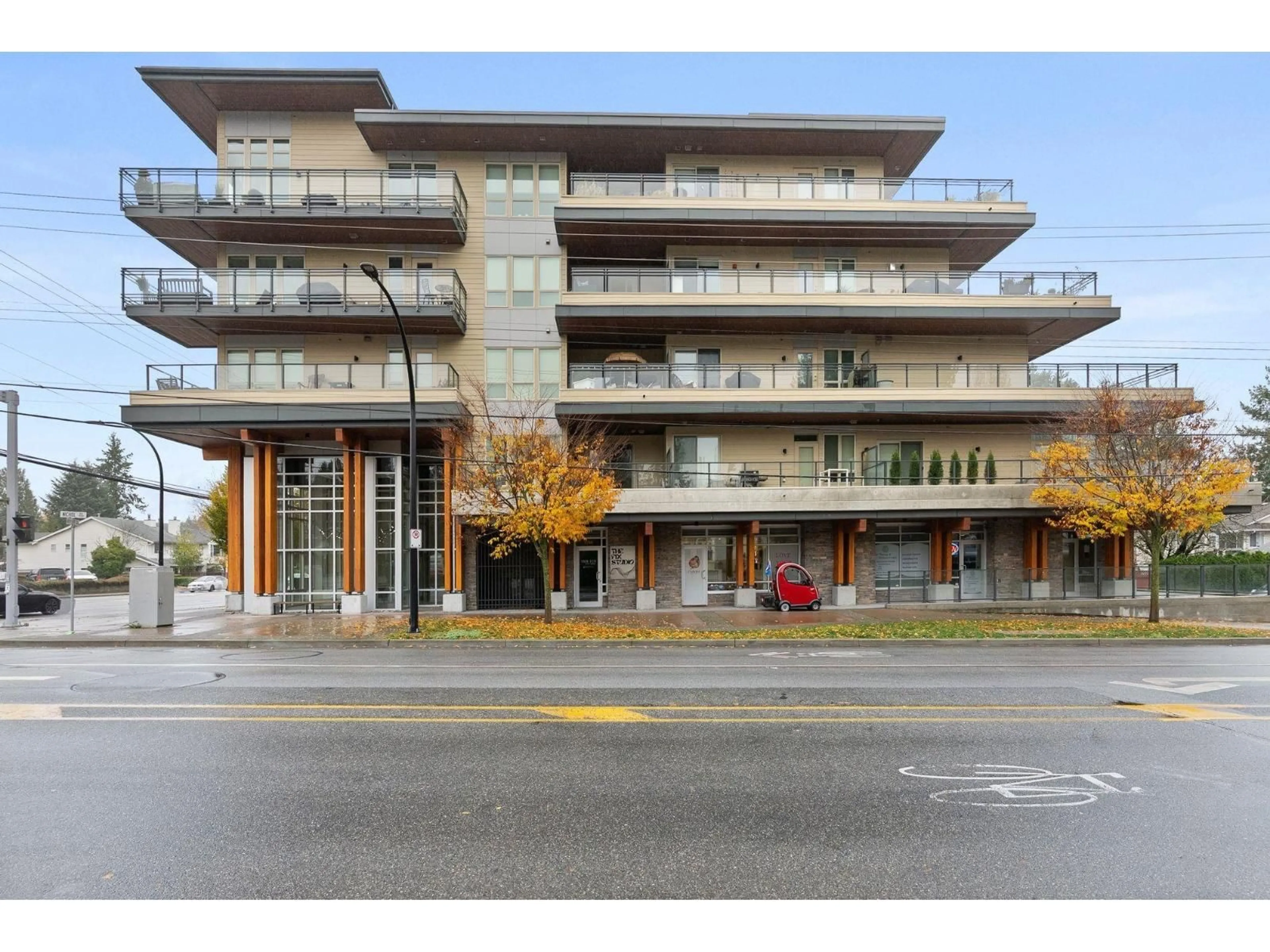 Unknown for 214 - 14022 NORTH BLUFF, White Rock British Columbia V4B3C3