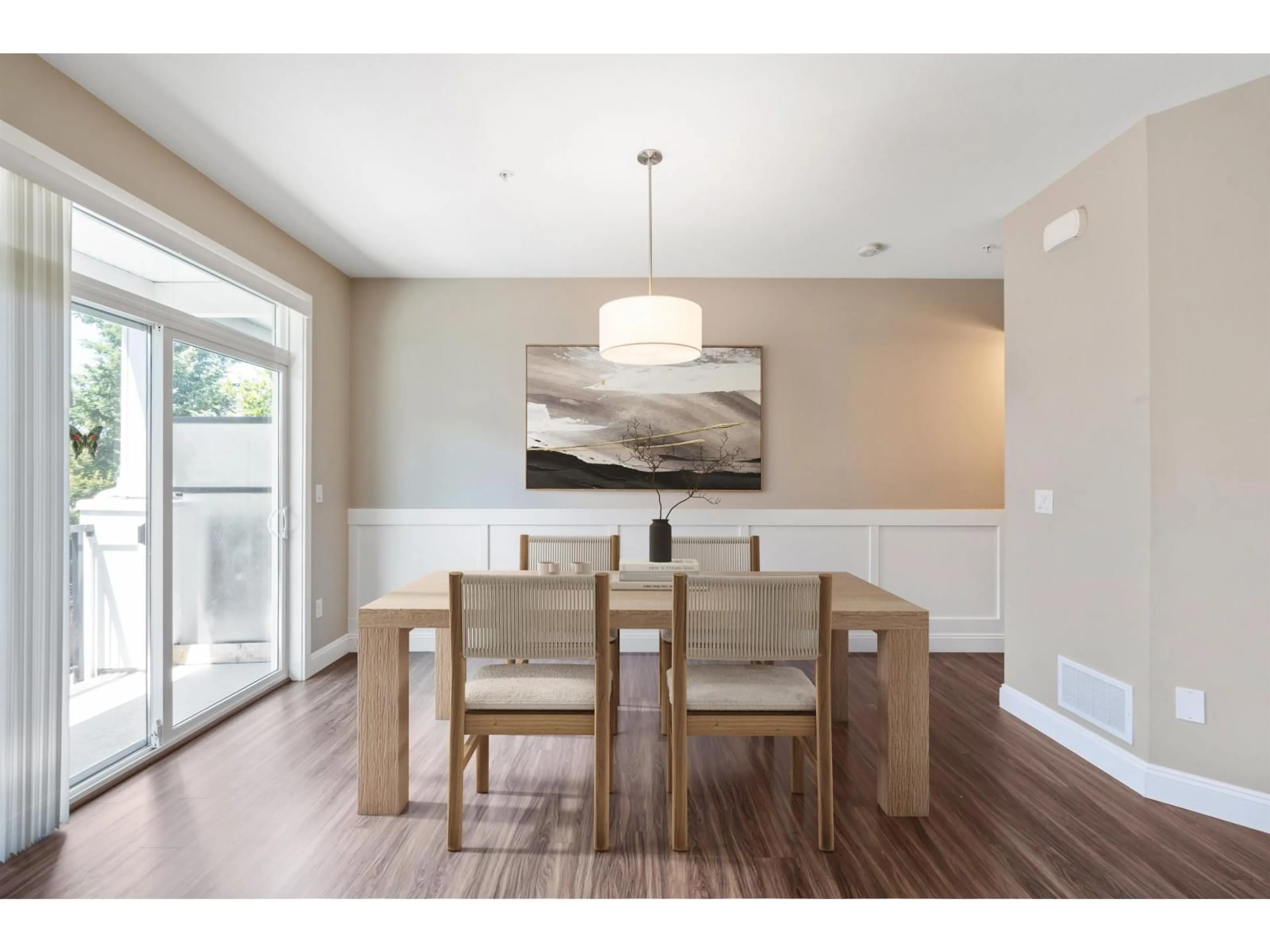 Dining room, wood/laminate floor for 5571 DRIFTWOOD STREET, Chilliwack British Columbia V2R6A3