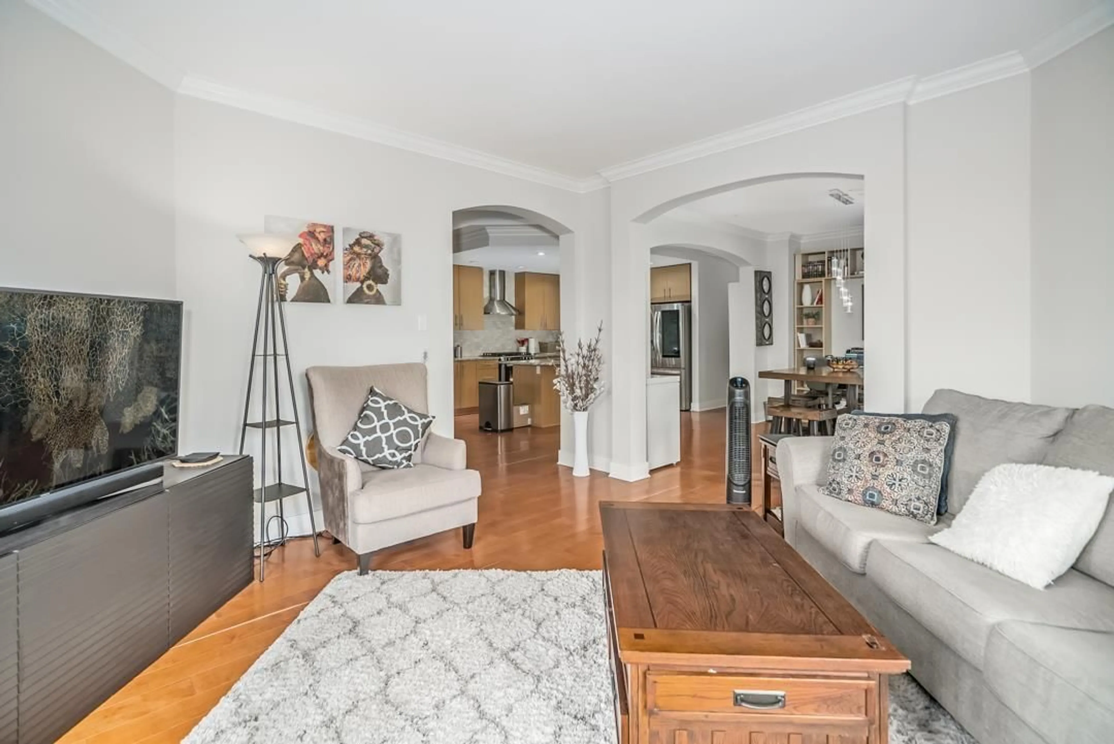 Living room with furniture, unknown for 204 - 16421 64, Surrey British Columbia V3S6V7