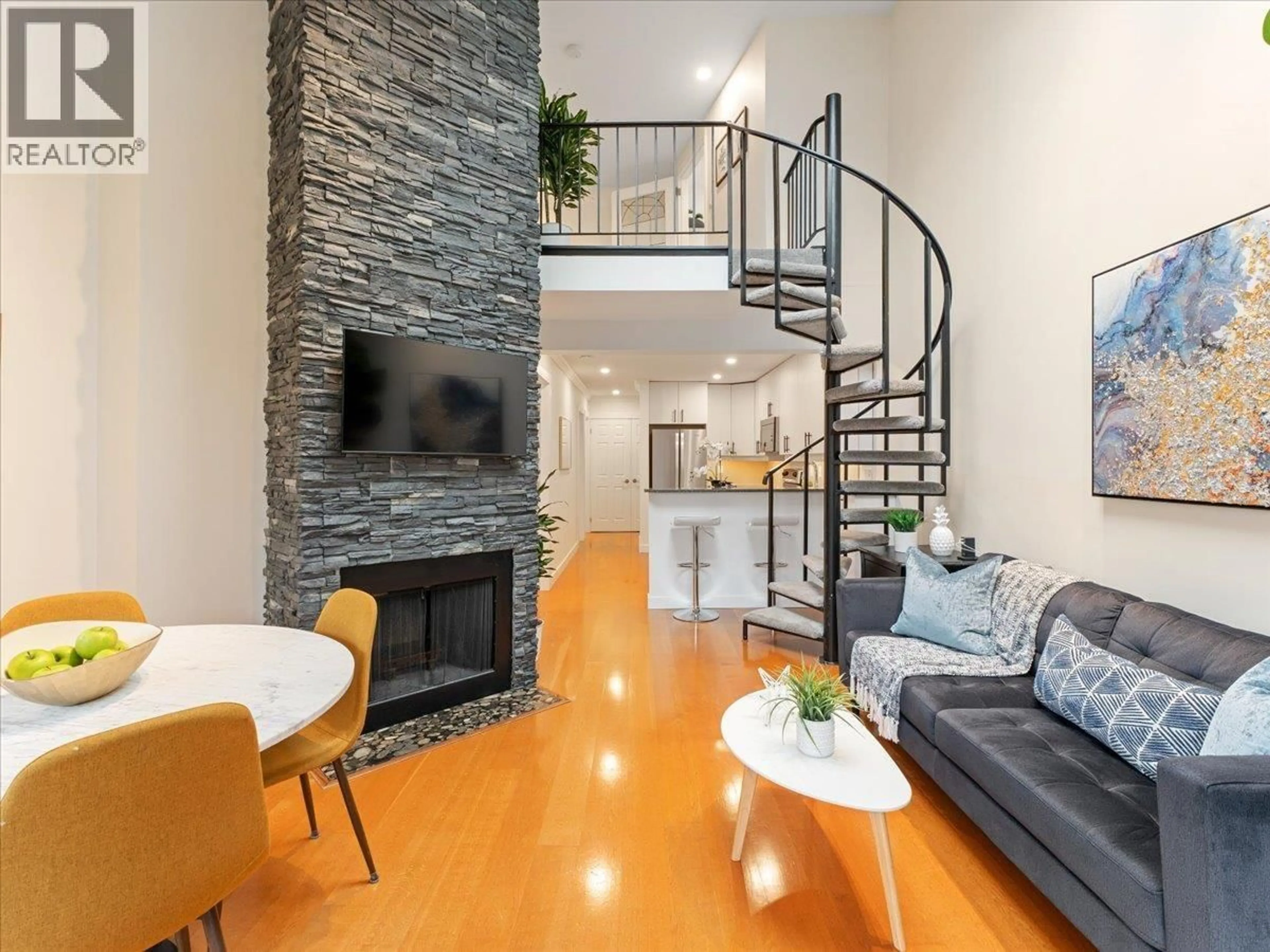 Unknown for 403 - 1274 BARCLAY STREET, Vancouver British Columbia V6E1H3