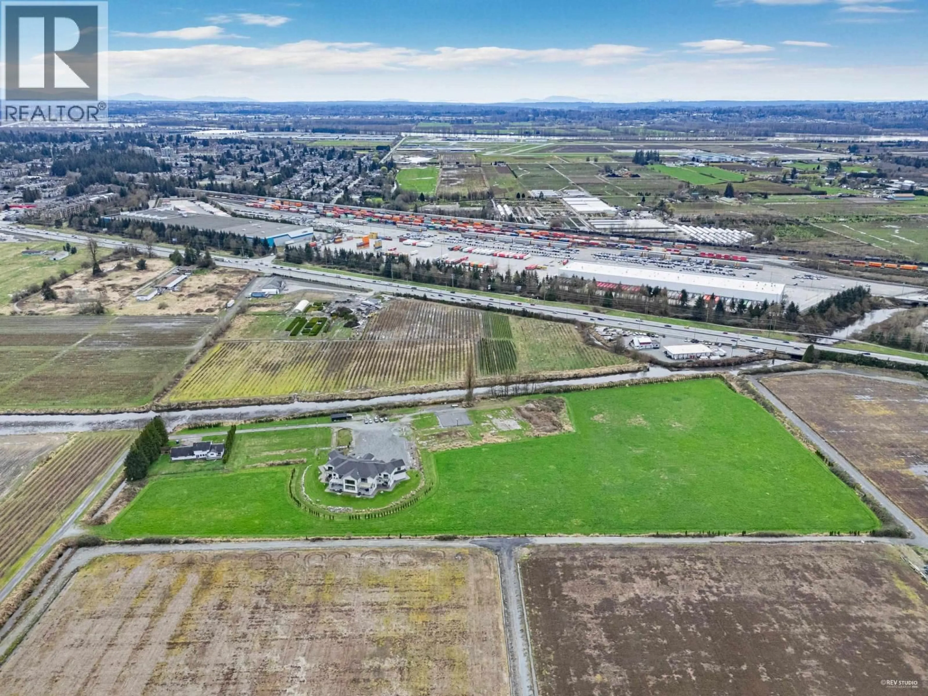 A pic from outside/outdoor area/front of a property/back of a property/a pic from drone, unknown for 18782 OLD DEWDNEY TRUNK ROAD, Pitt Meadows British Columbia V3Y2R9