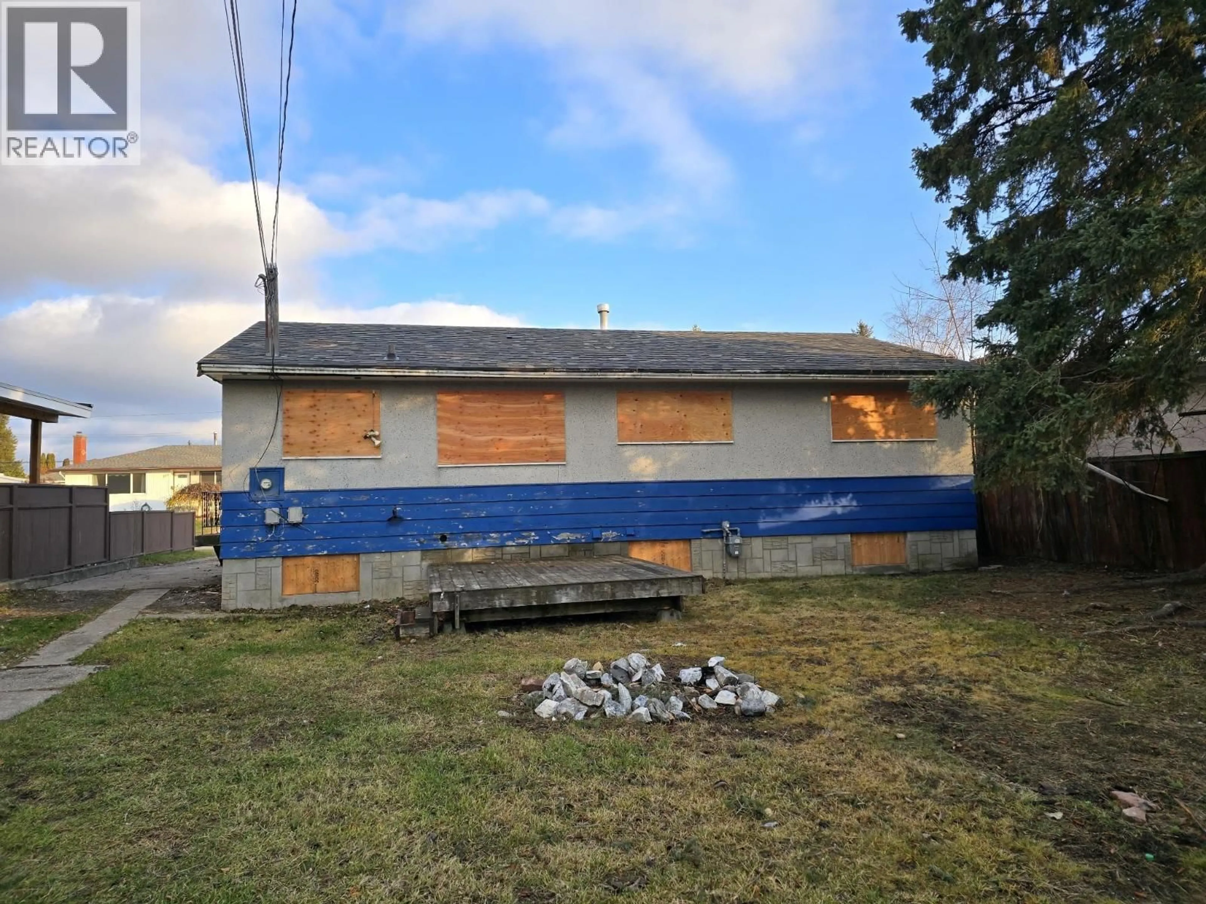 Shed for 389 NICHOLSON STREET, Prince George British Columbia V2M2L8