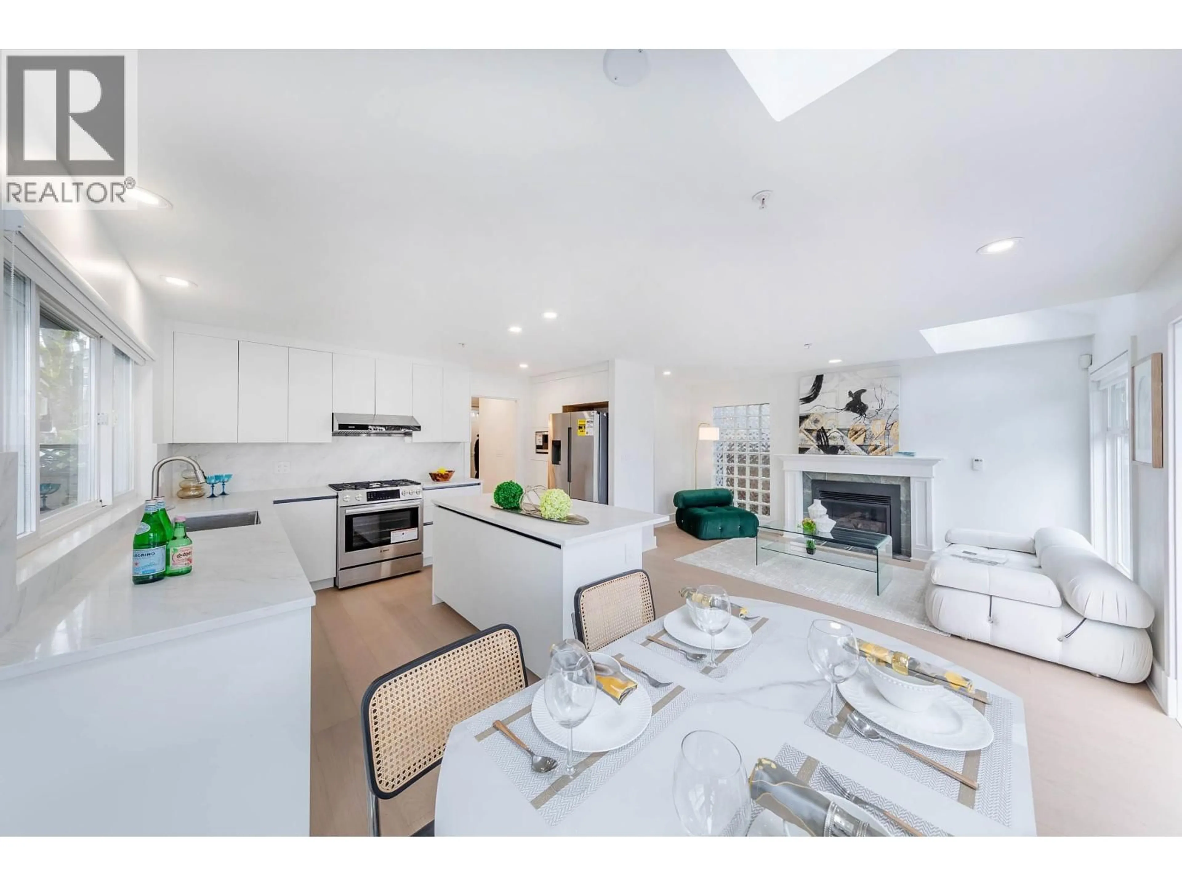 Open concept kitchen, ceramic/tile floor for 3727 22ND AVENUE, Vancouver British Columbia V6S1J5